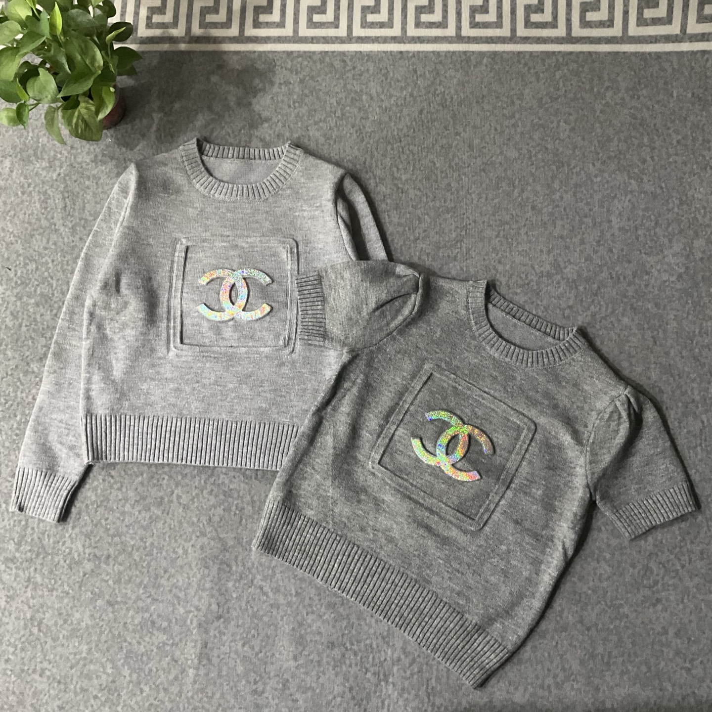 CHANEL雙C亮片針織上衣 高仿精品女款秋冬毛衣|超A仿原單精品圖片 10 CHANEL雙C亮片針織上衣 高仿精品女款秋冬毛衣|歐美奢侈品精品推薦