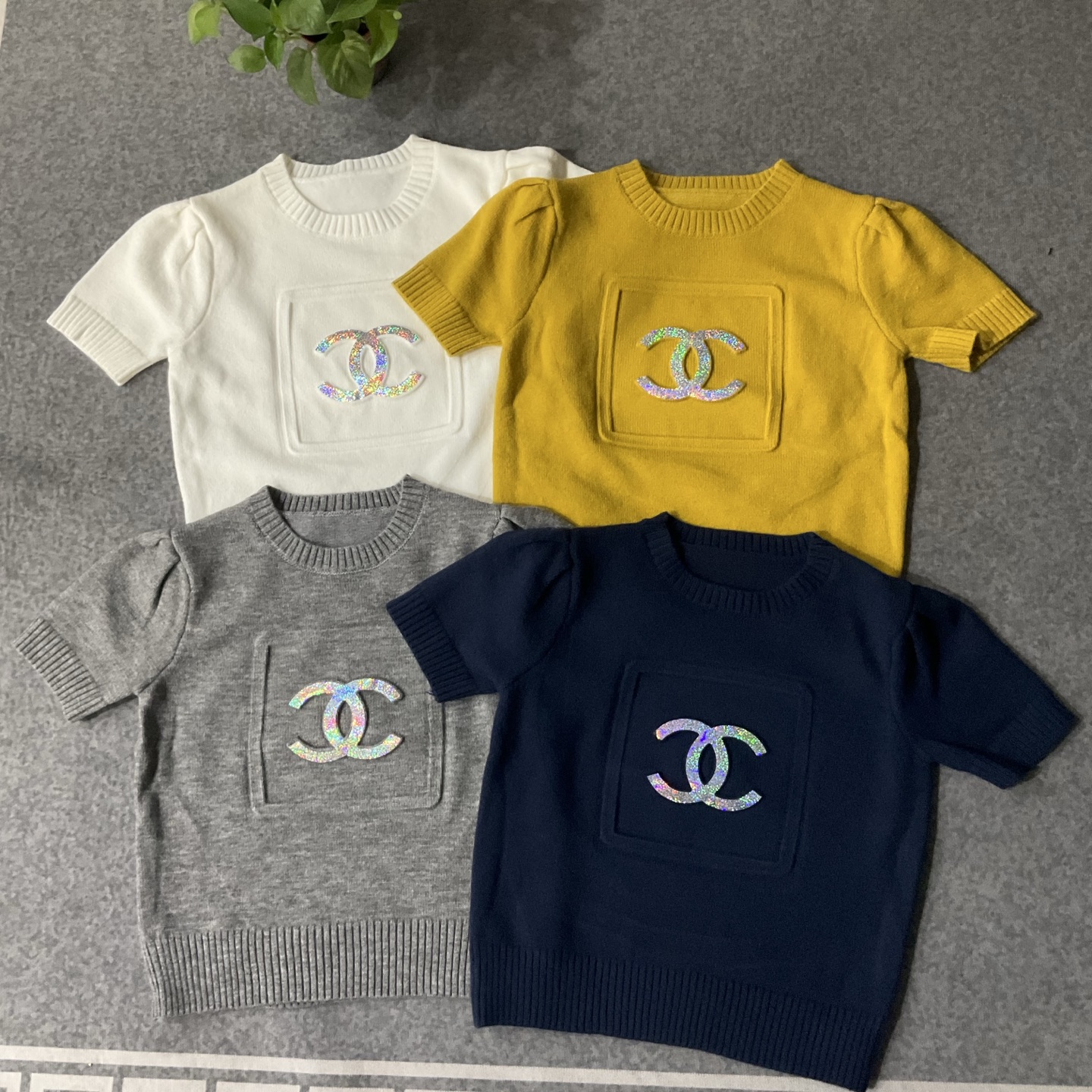 CHANEL雙C亮片針織上衣 高仿精品女款秋冬毛衣|超A仿原單精品圖片 8 CHANEL雙C亮片針織上衣 高仿精品女款秋冬毛衣|歐美奢侈品精品推薦