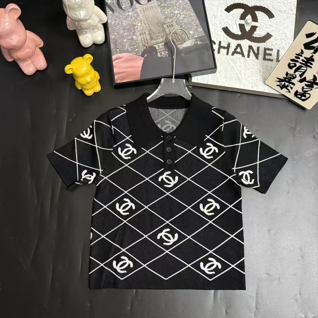 CHANEL菱格雙C短袖POLO針織上衣 高仿精品女款|超A仿原單精品圖片 11 CHANEL菱格雙C短袖POLO針織上衣 高仿精品女款|歐美奢侈品精品推薦