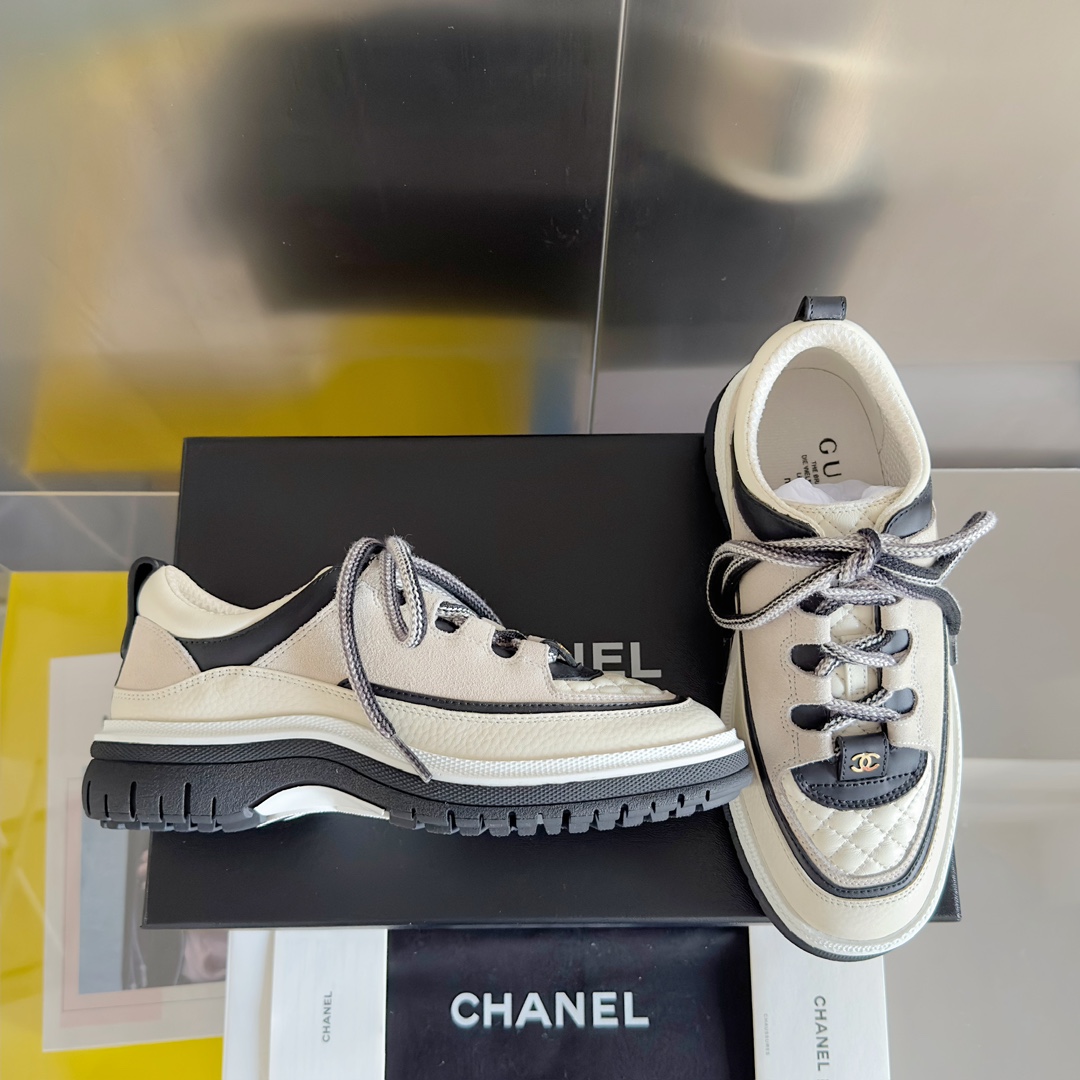Chanel 原單拼色運動鞋 女士經典小香風設計 時尚百搭休閒鞋款|超A仿原單精品圖片 14 Chanel 原單拼色運動鞋 女士經典小香風設計 時尚百搭休閒鞋款|歐美奢侈品精品推薦