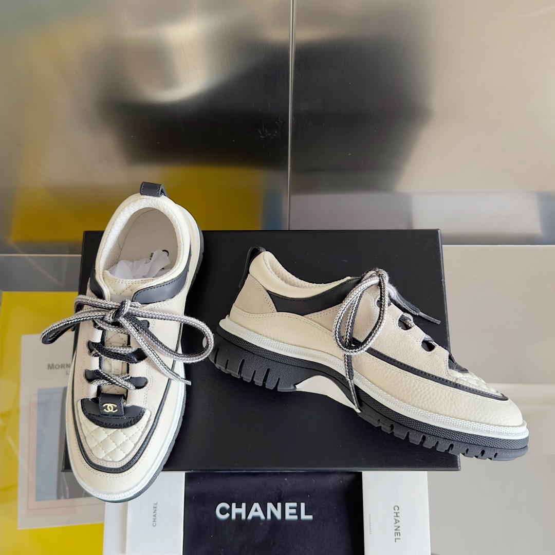 Chanel 原單拼色運動鞋 女士經典小香風設計 時尚百搭休閒鞋款|超A仿原單精品圖片 13 Chanel 原單拼色運動鞋 女士經典小香風設計 時尚百搭休閒鞋款|歐美奢侈品精品推薦