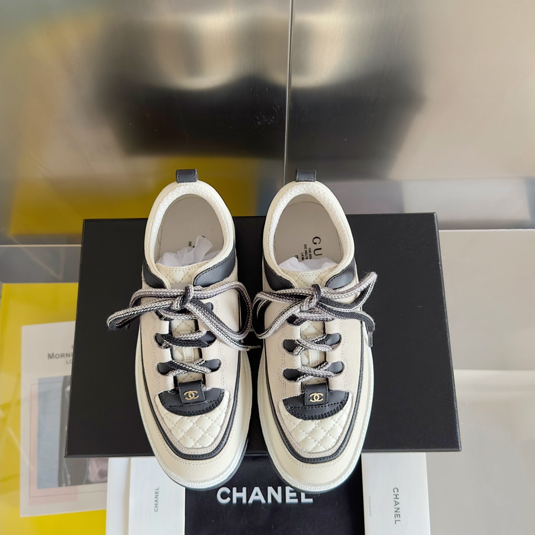 Chanel 原單拼色運動鞋 女士經典小香風設計 時尚百搭休閒鞋款|超A仿原單精品圖片 9 Chanel 原單拼色運動鞋 女士經典小香風設計 時尚百搭休閒鞋款|歐美奢侈品精品推薦