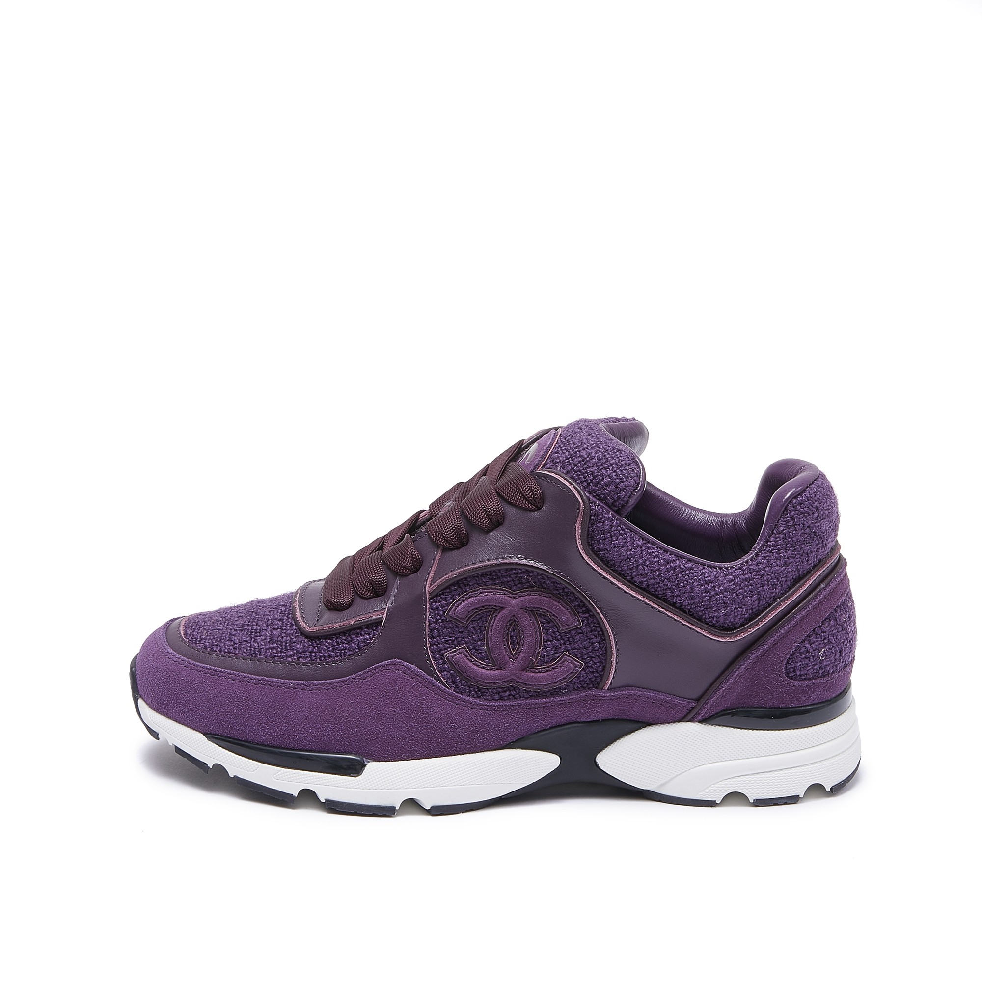 Chanel 高仿紫色麂皮拼布運動鞋 女士休閒百搭鞋款 時尚精品設計|超A仿原單精品圖片 6 Chanel 高仿紫色麂皮拼布運動鞋 女士休閒百搭鞋款 時尚精品設計|歐美奢侈品精品推薦