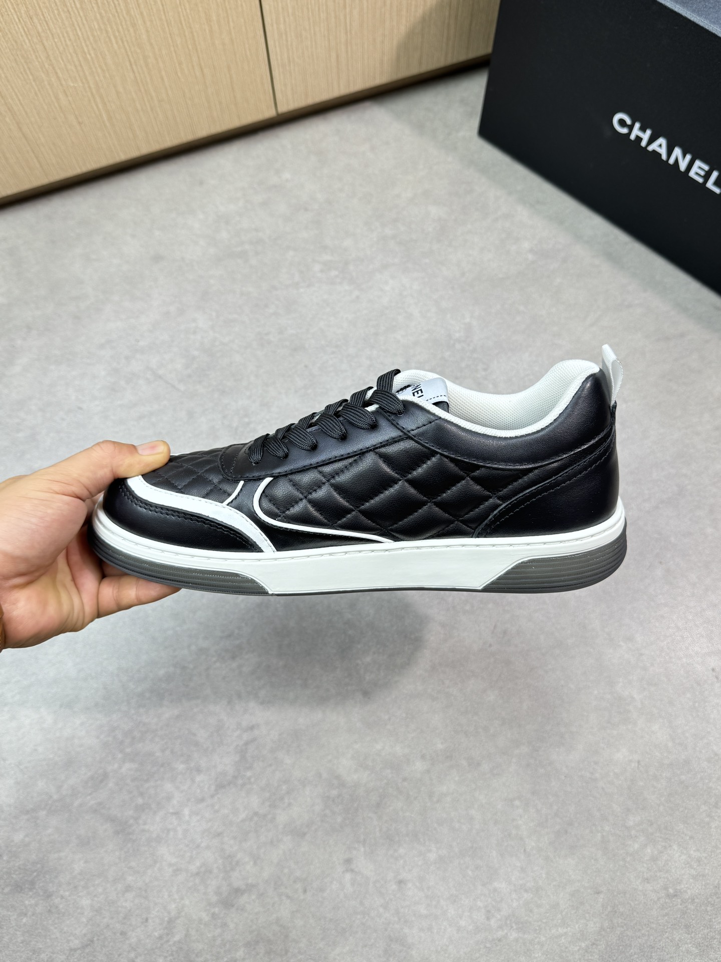 Chanel 原單黑色菱格運動鞋 經典雙C設計 女士百搭休閒鞋｜歐美奢侈品精品推薦