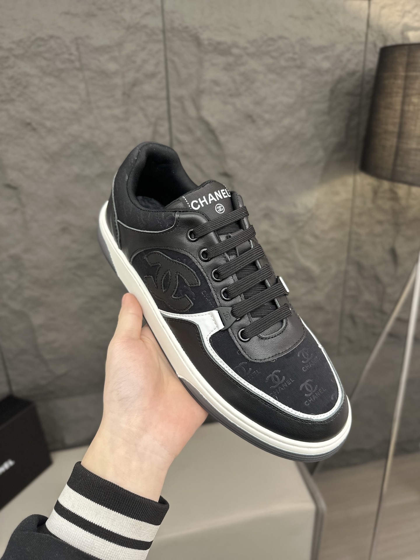 Chanel 超A貨黑白拼接運動鞋 女士厚底設計潮流休閒鞋｜歐美奢侈品精品推薦