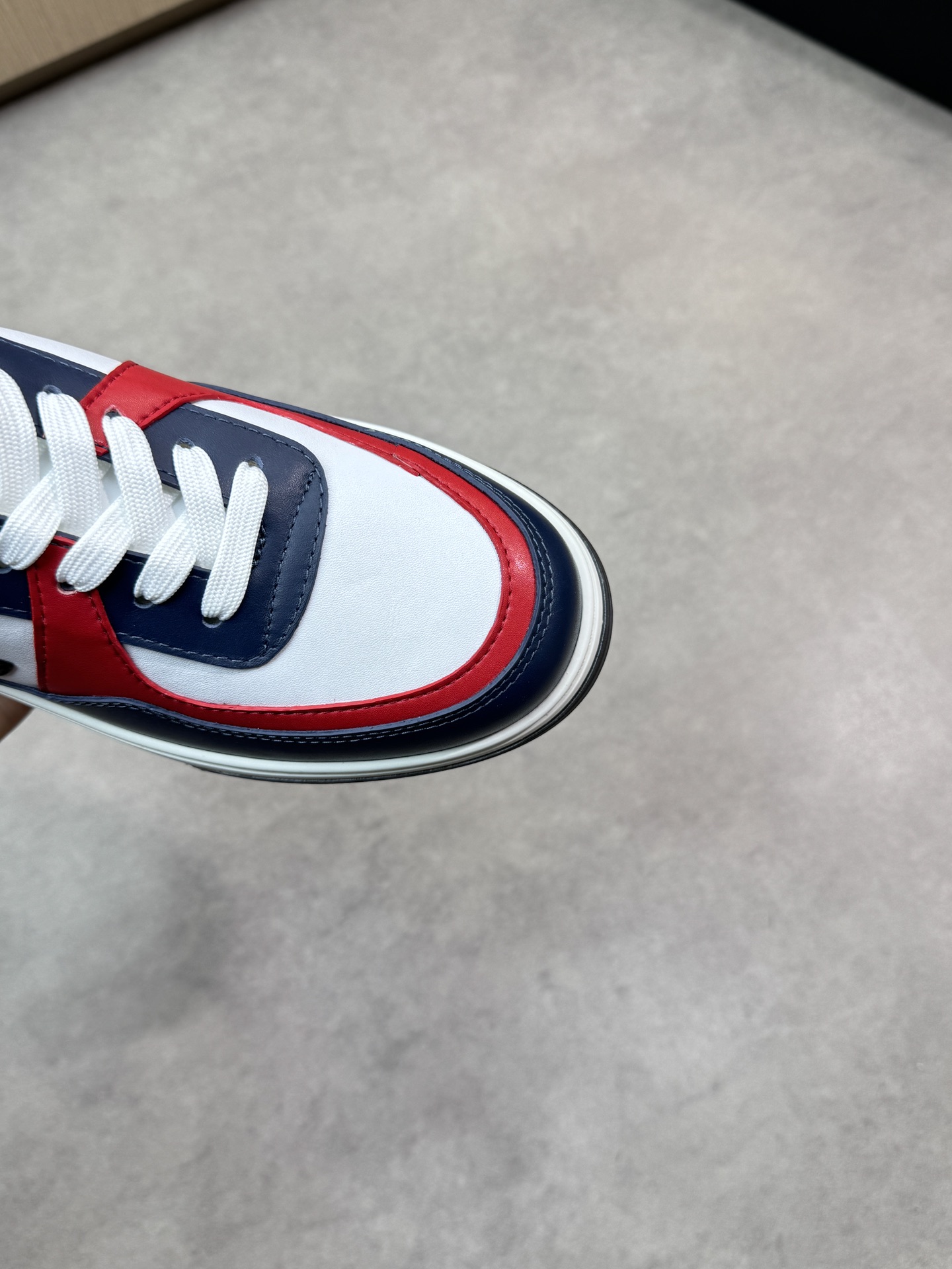 Chanel 一比一紅藍白拼接運動鞋 女士時尚百搭休閒鞋｜歐美奢侈品精品推薦