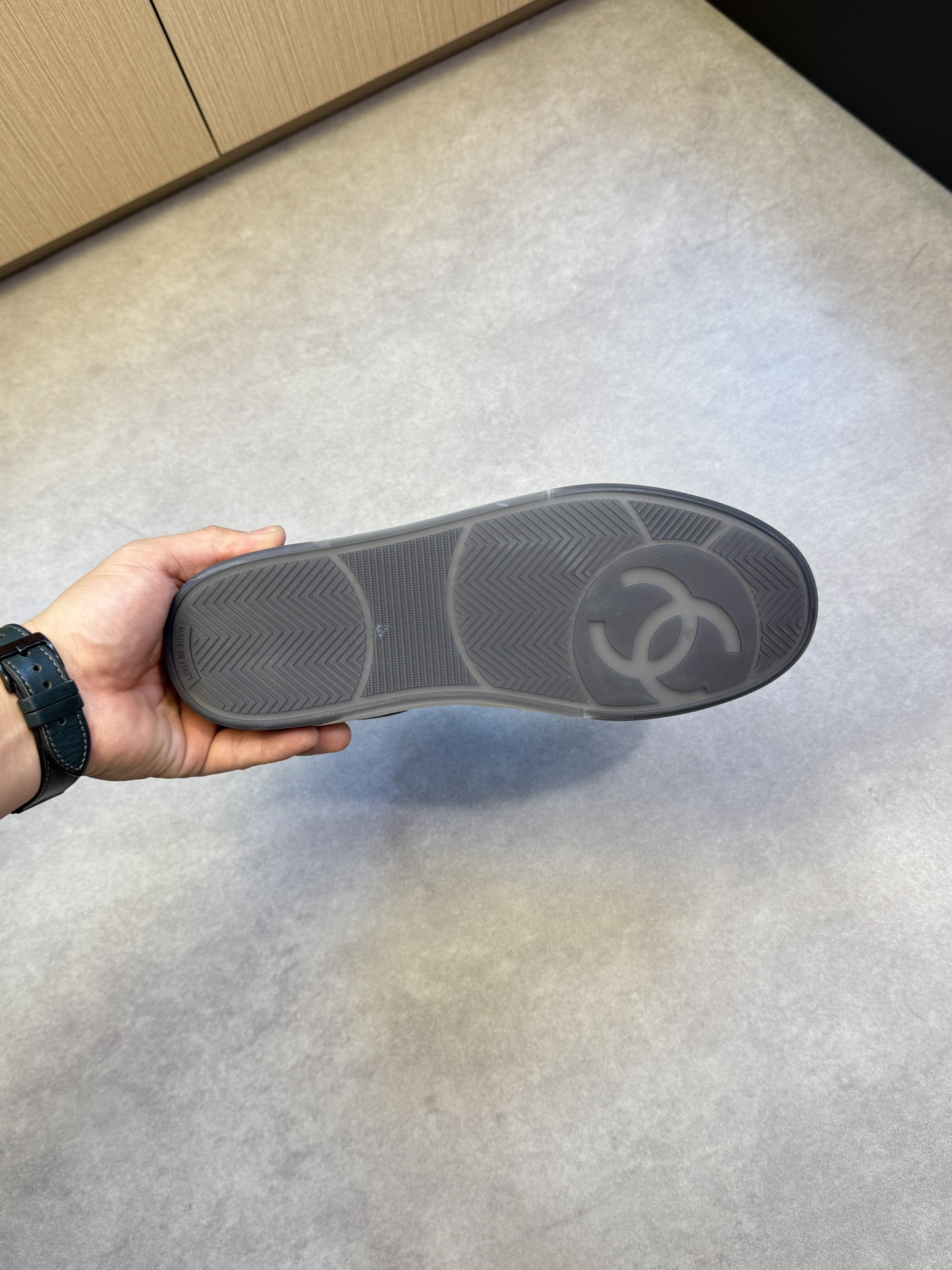 Chanel 一比一黑白撞色運動鞋 女士低幫厚底板鞋|超A仿原單精品圖片 14 Chanel 一比一黑白撞色運動鞋 女士低幫厚底板鞋|歐美奢侈品精品推薦