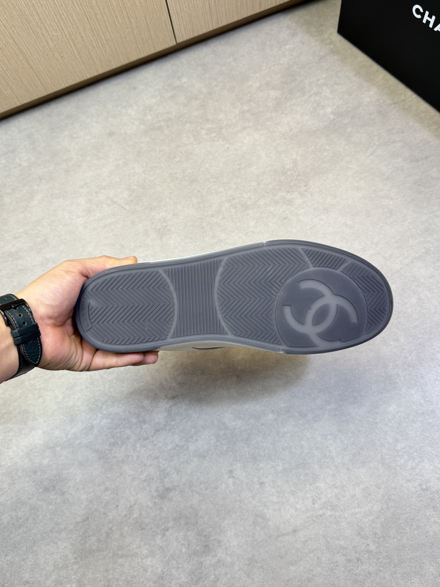 Chanel 原單白色拼黑鞋帶運動鞋 女士經典百搭板鞋｜歐美奢侈品精品推薦