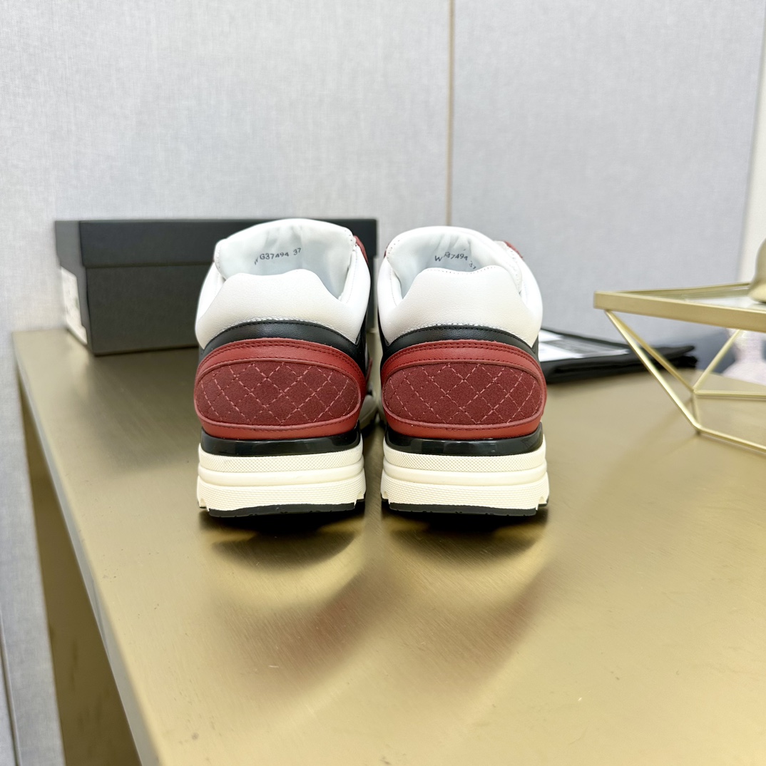 Chanel 一比一紅白黑撞色厚底運動鞋 女士經典老爹鞋|超A仿原單精品圖片 10 Chanel 一比一紅白黑撞色厚底運動鞋 女士經典老爹鞋|歐美奢侈品精品推薦