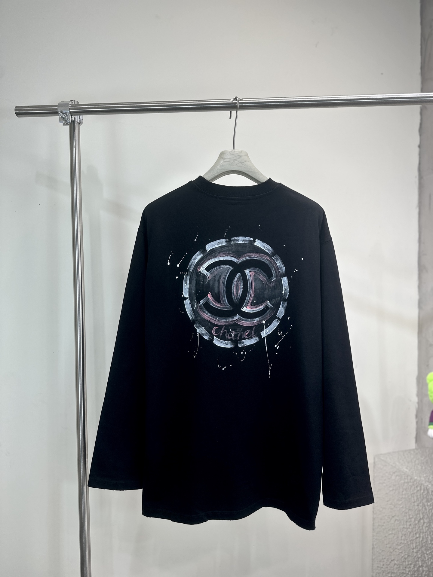 CHANEL高仿長袖T恤 女士黑色手繪LOGO印花上衣2025春秋新款