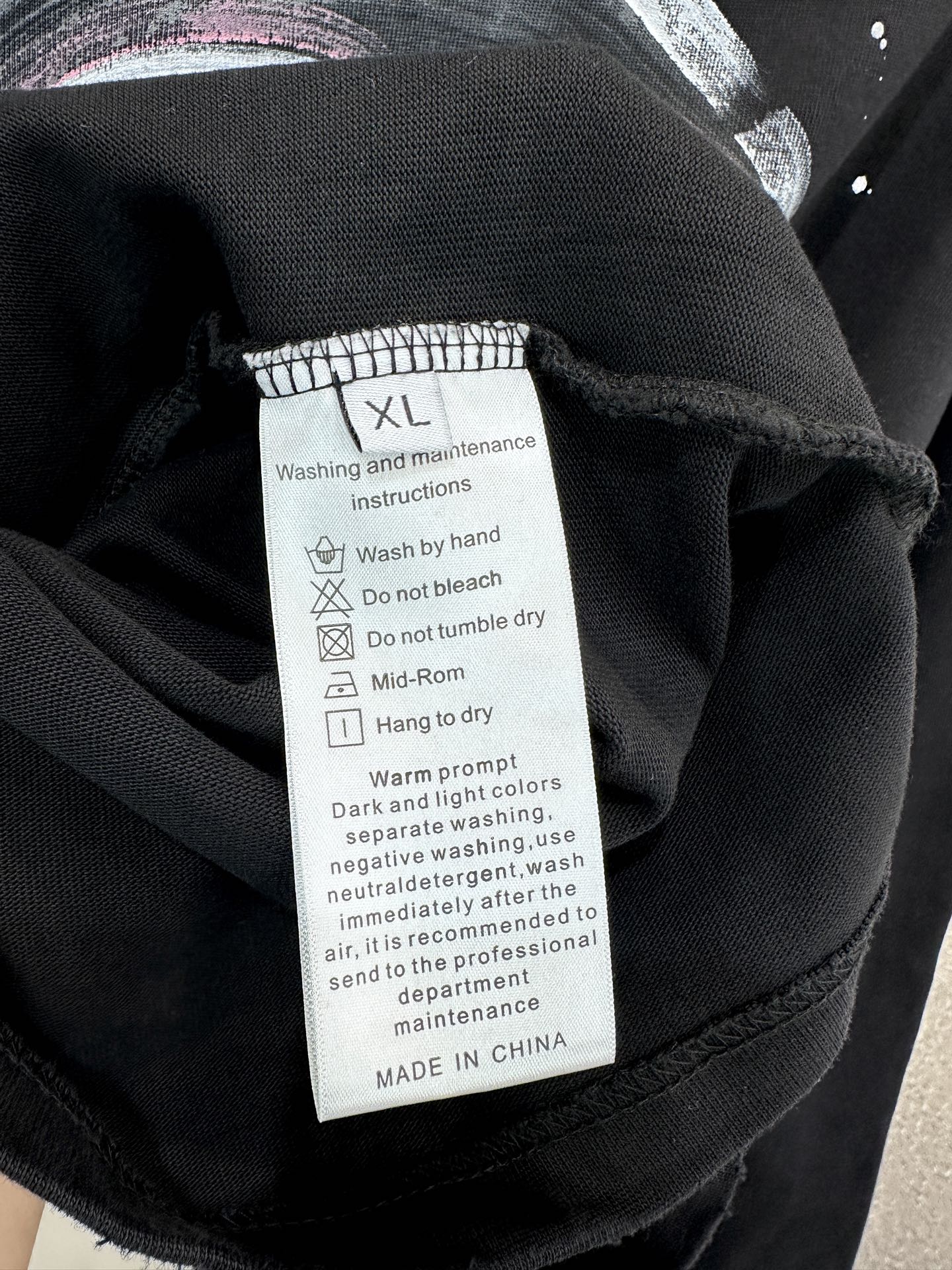 CHANEL高仿長袖T恤 女士黑色手繪LOGO印花上衣2025春秋新款|超A仿原單精品圖片 7 CHANEL高仿長袖T恤 女士黑色手繪LOGO印花上衣2025春秋新款|歐美奢侈品精品推薦