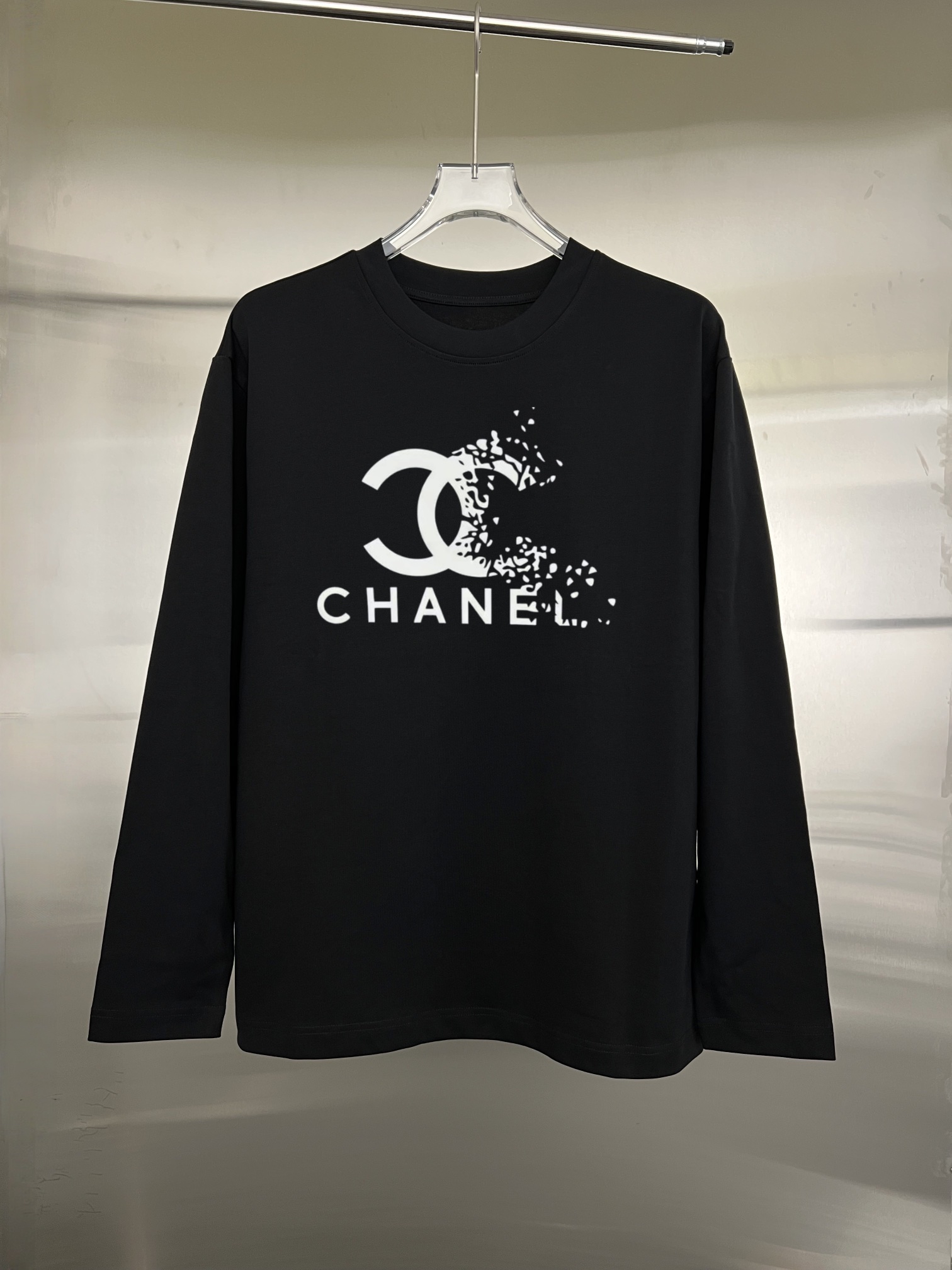 CHANEL高仿長袖T恤 女士黑色漸層碎片LOGO印花上衣2025春秋新款