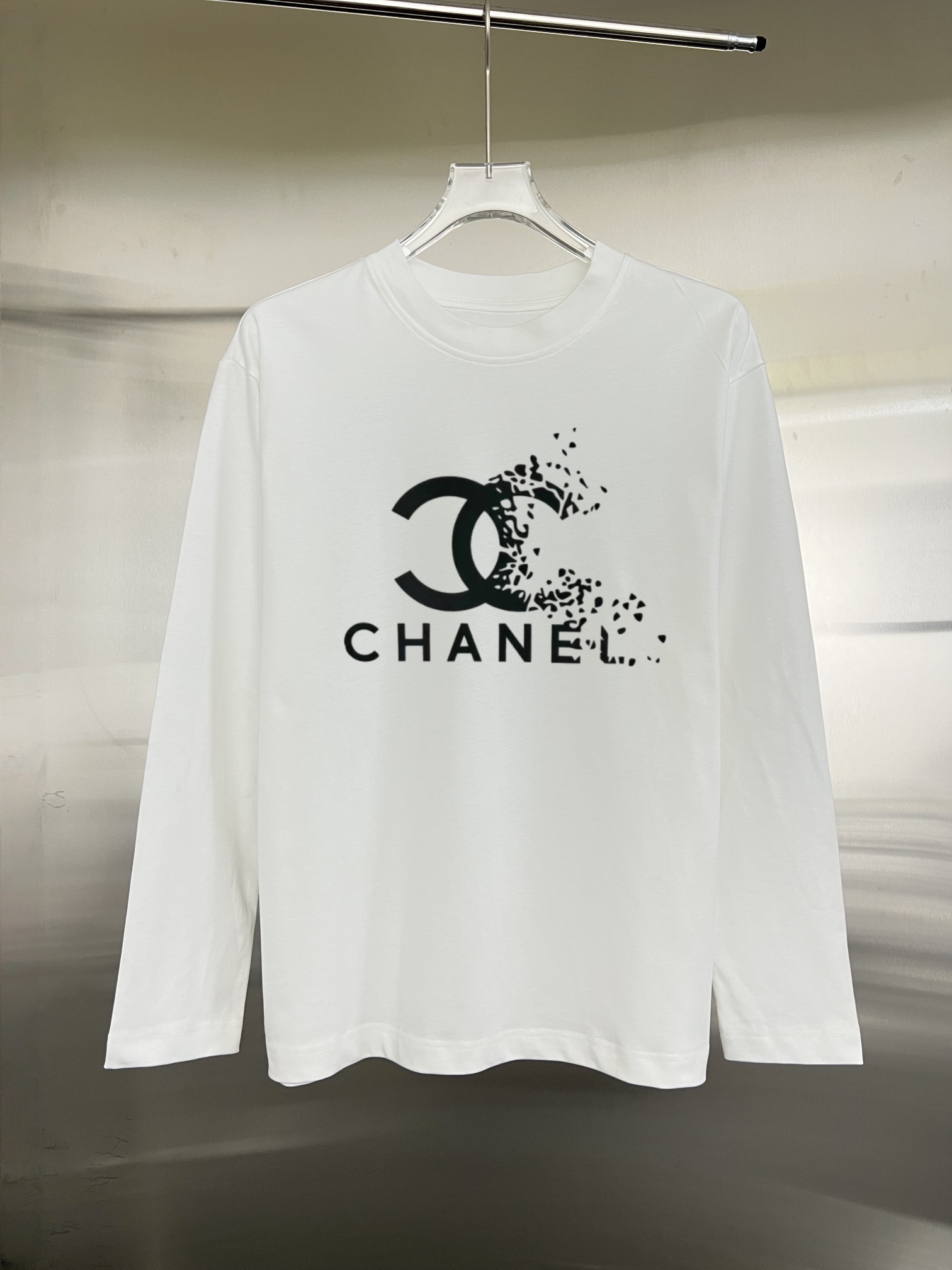 CHANEL高仿長袖T恤 女士白色漸層碎片LOGO印花上衣2025新款