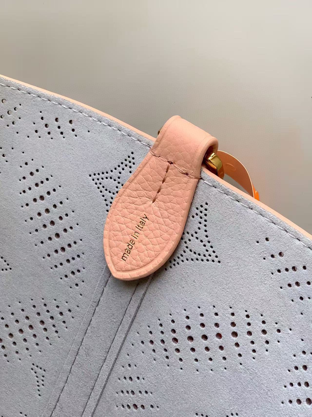 LV原單女士托特包鏤空壓花皮革氣質百搭秋冬新款｜歐美奢侈品精品推薦