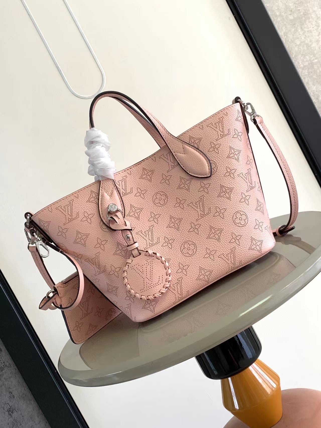 LV高仿女士托特包粉色壓花皮革浪漫優雅百搭款