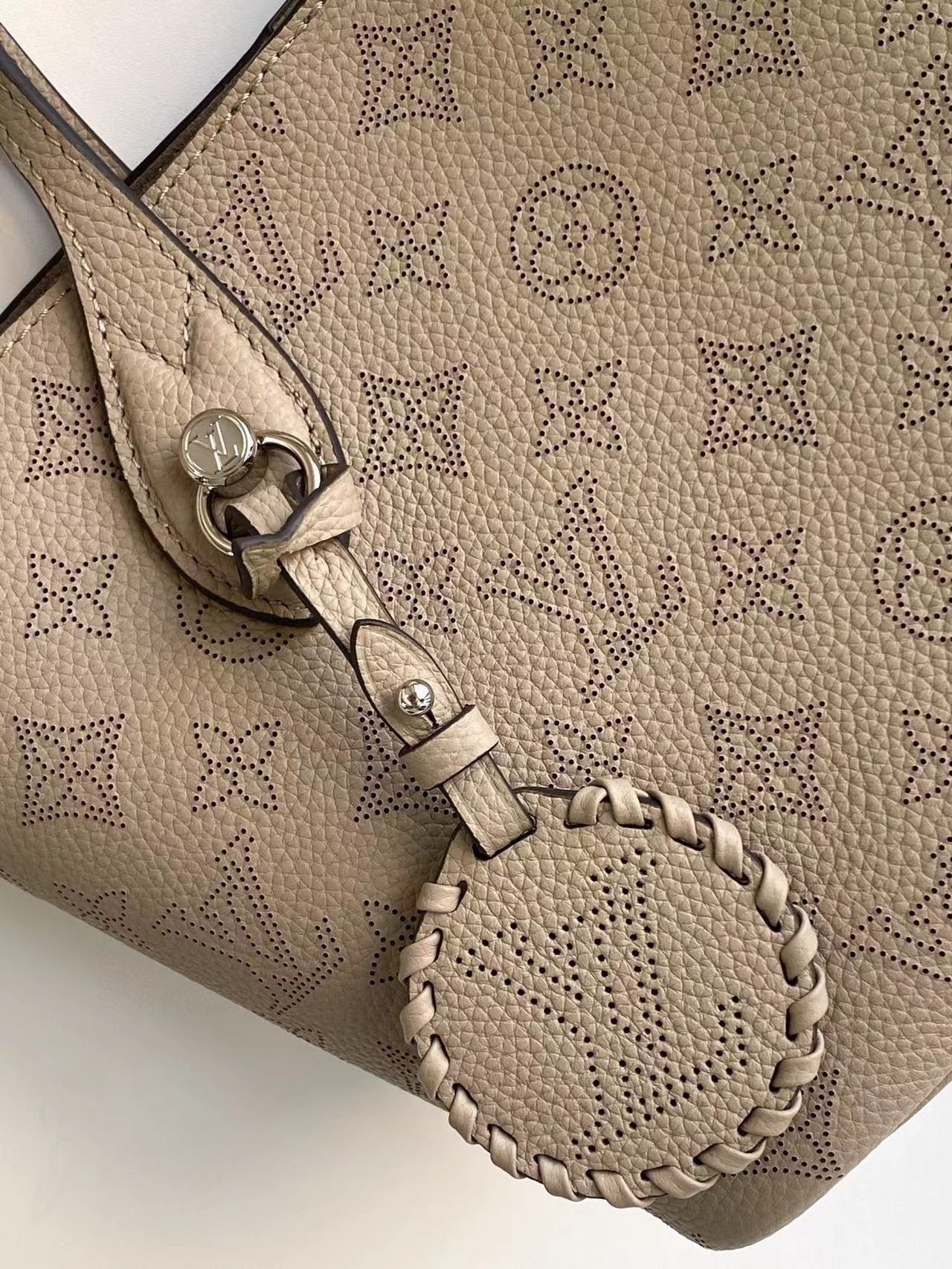 LV原單女士托特包淺卡其壓花皮革百搭氣質通勤包｜歐美奢侈品精品推薦