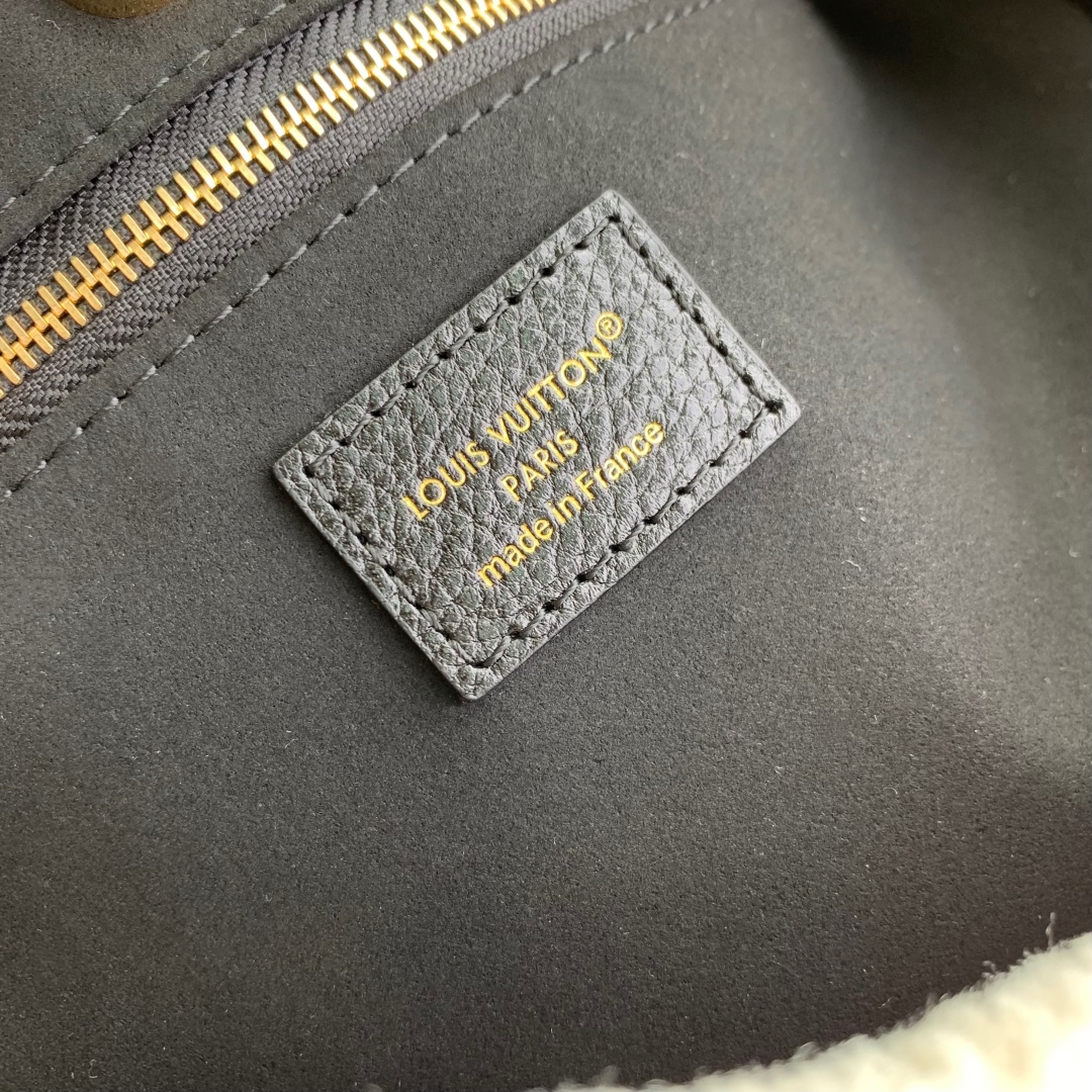 LV原單女士鏈條包羊羔絨拼接老花設計 冬季限定時尚精品｜歐美奢侈品精品推薦