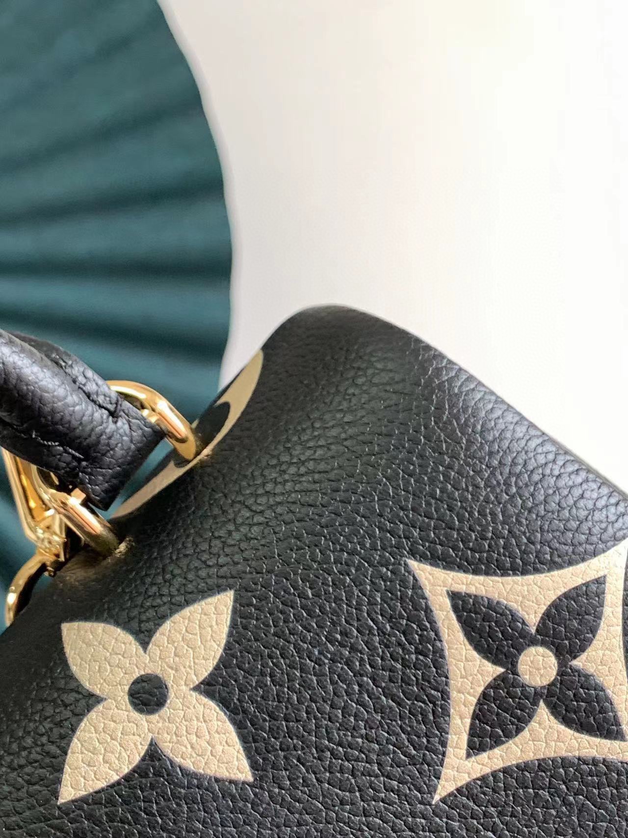 LV A貨黑米拼色壓花鎖扣手提包 經典氣質優雅造型女包｜歐美奢侈品精品推薦