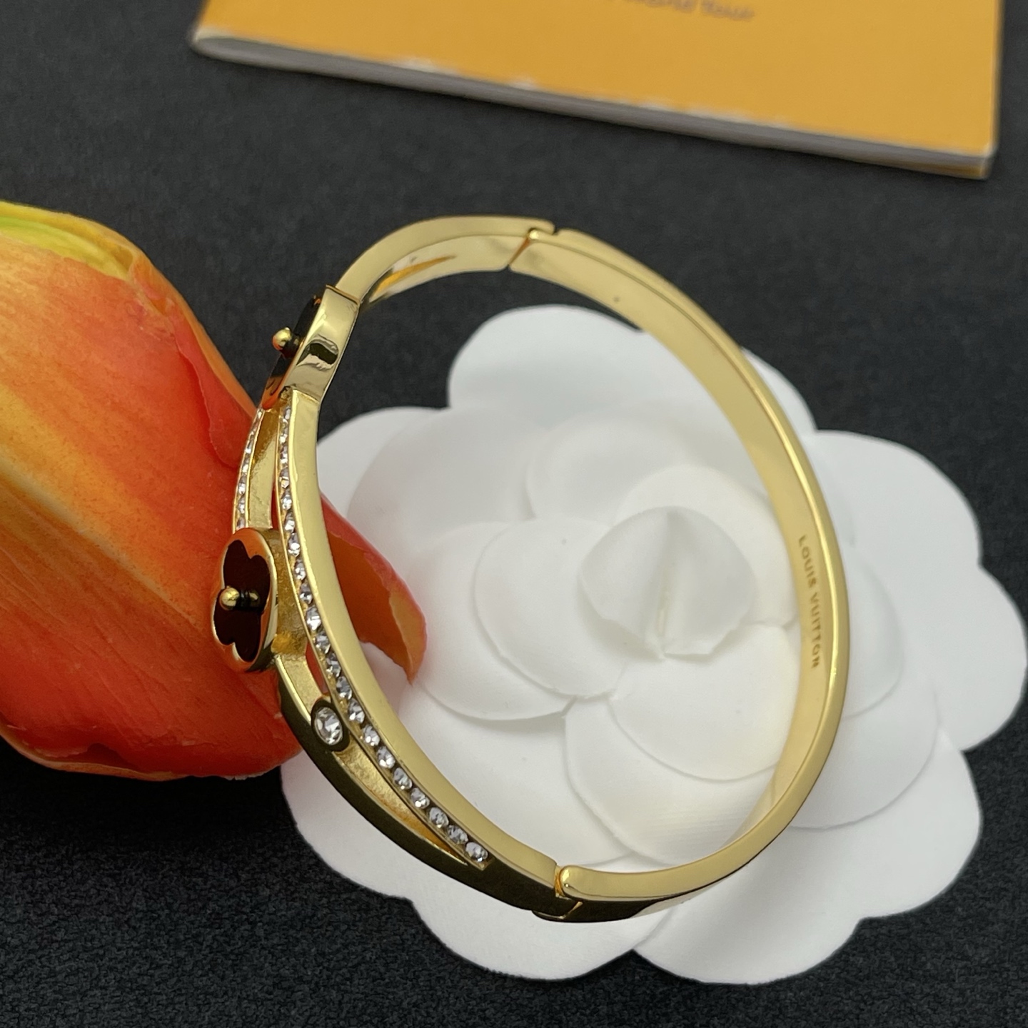 LV一比一金黑雙花鑲鑽手環時尚百搭精品｜歐美奢侈品精品推薦