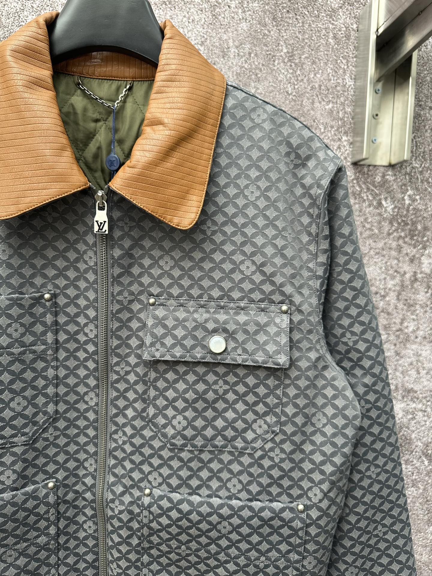 LV 精品仿製格紋拼皮夾克 男士秋冬外套｜歐美奢侈品精品推薦