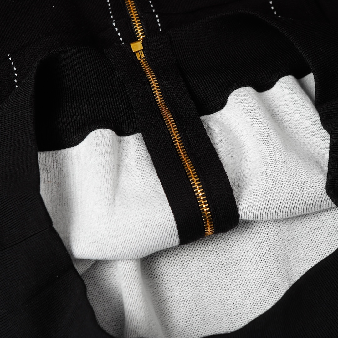 LV 精品仿製黑色花卉圖騰連帽外套 立體刺繡拉鍊設計｜歐美奢侈品精品推薦