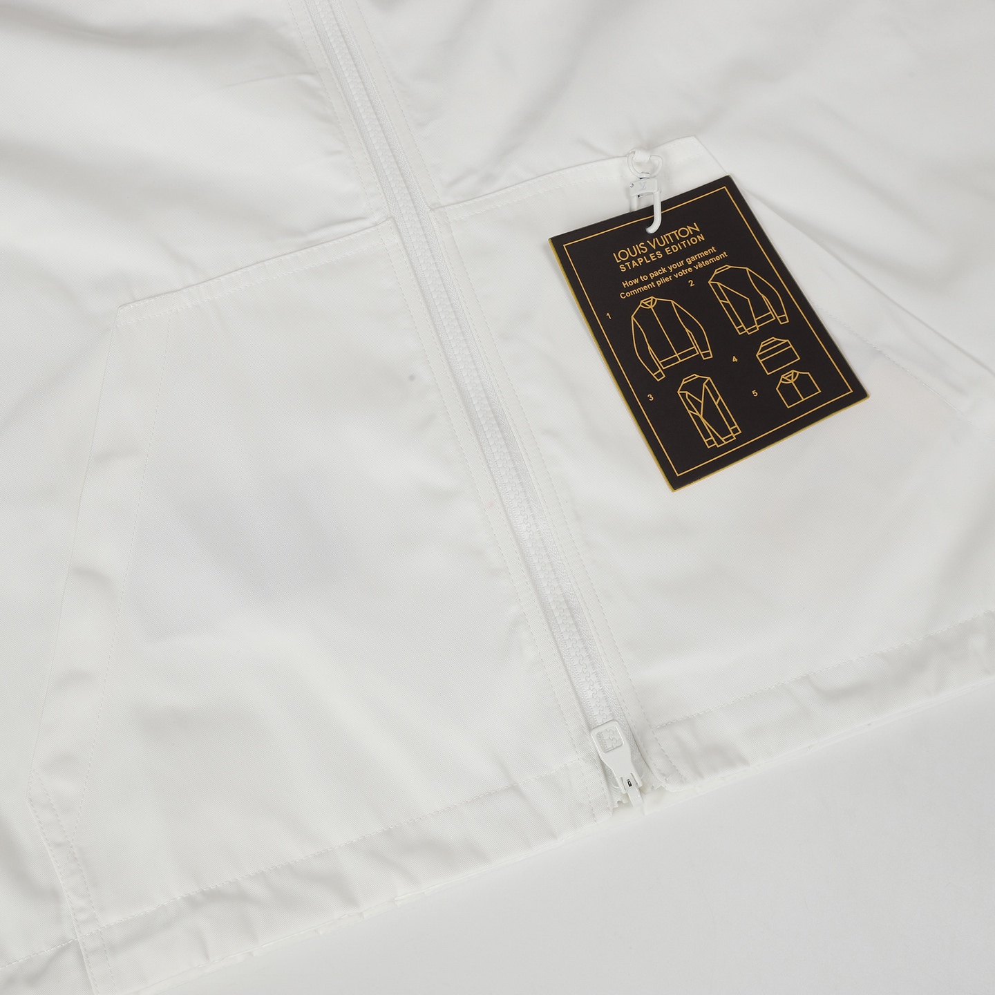 LV 一比一全白防風連帽外套 清爽簡約百搭款｜歐美奢侈品精品推薦