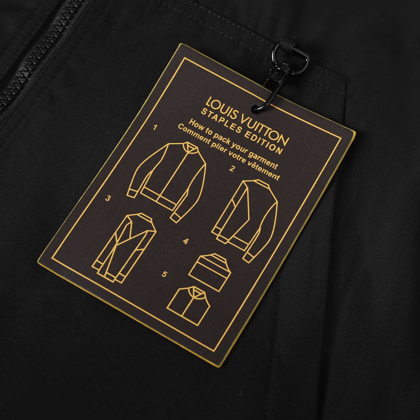 LV 原單黑色連帽防風外套 百搭時尚輕機能設計|超A仿原單精品圖片 7 LV 原單黑色連帽防風外套 百搭時尚輕機能設計|歐美奢侈品精品推薦