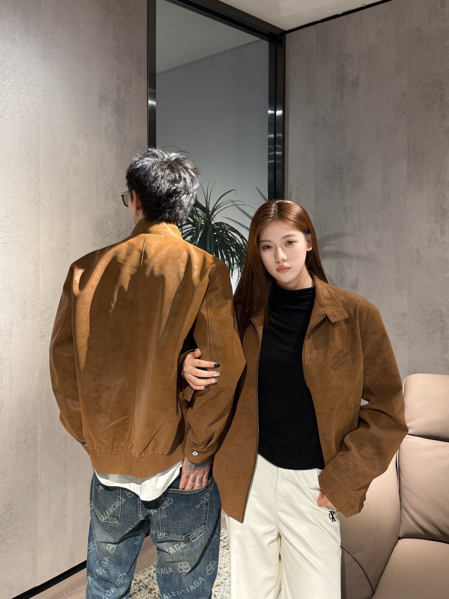 LV A貨麂皮情侶外套 咖啡色情侶款立領夾克｜歐美奢侈品精品推薦