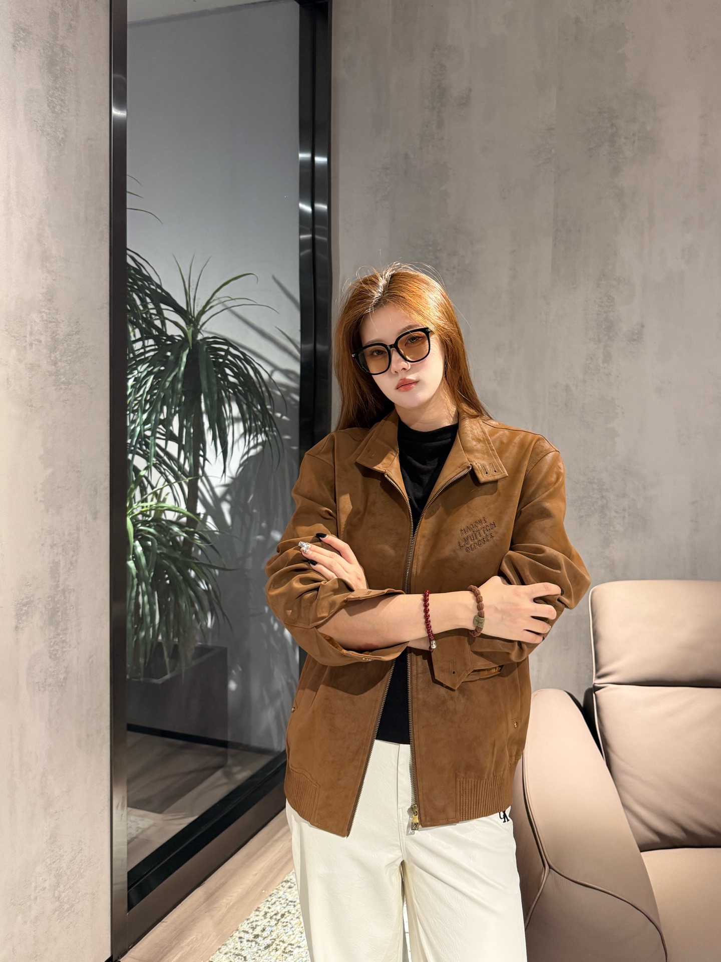 LV A貨麂皮情侶外套 咖啡色情侶款立領夾克｜歐美奢侈品精品推薦