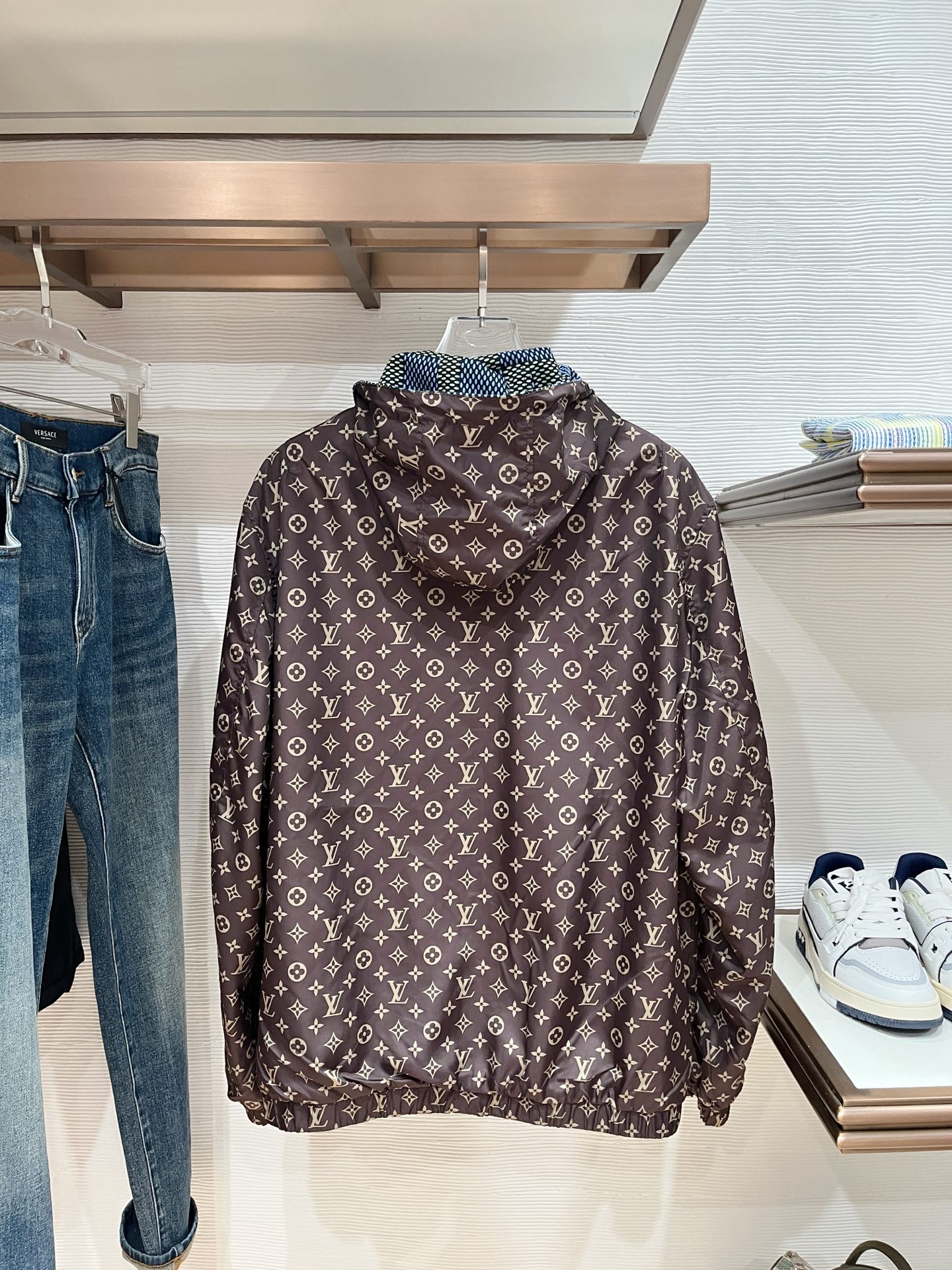 LV A貨藍白棋盤格連帽外套 Monogram內裡設計時尚夾克
