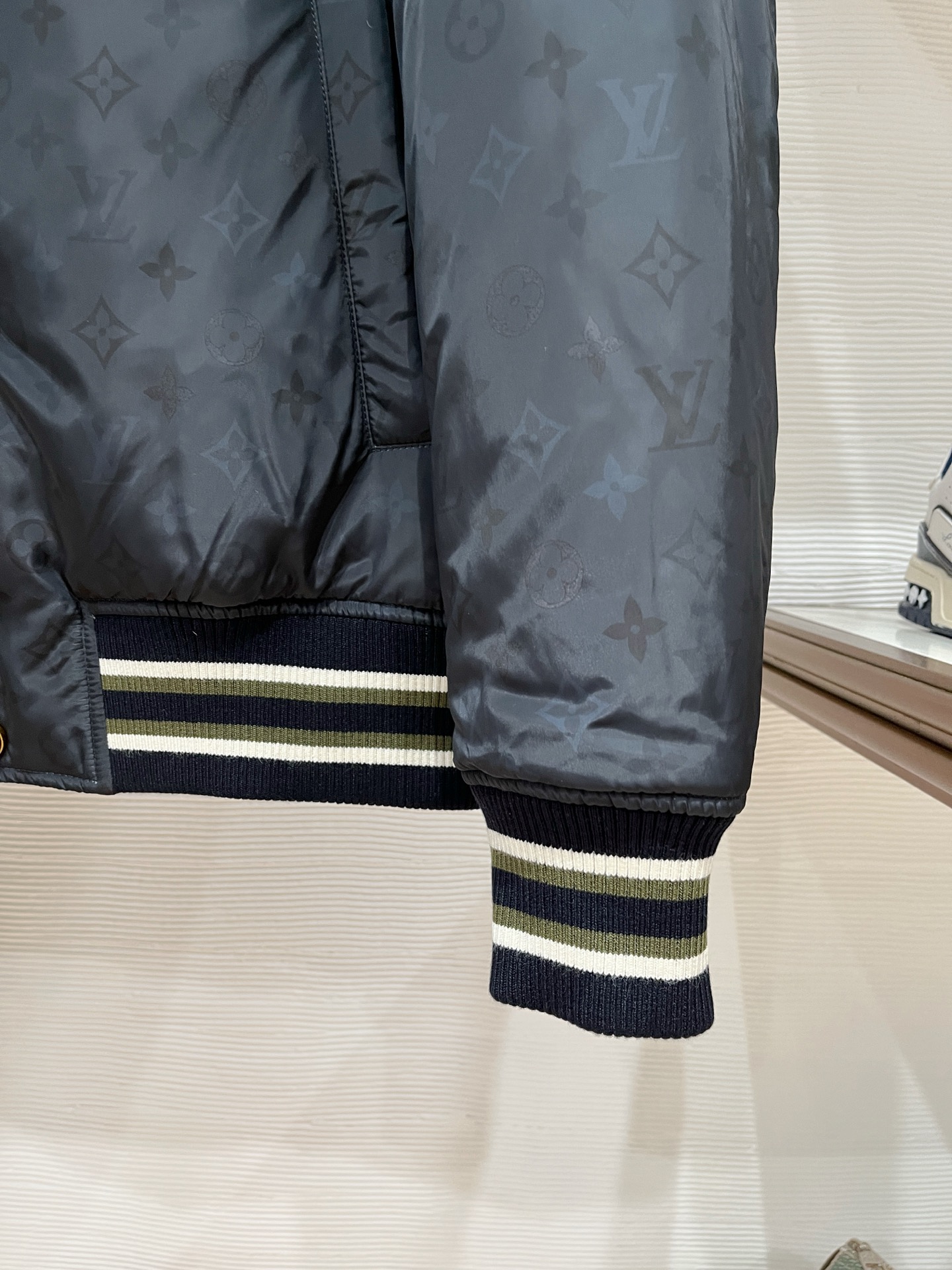 LV精品仿製Monogram織紋棒球外套 經典學院風夾克