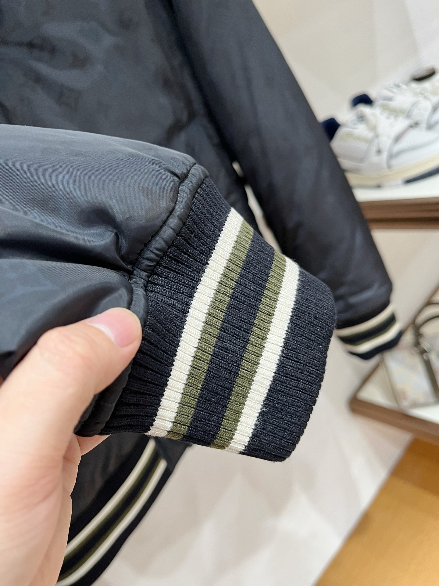 LV精品仿製Monogram織紋棒球外套 經典學院風夾克