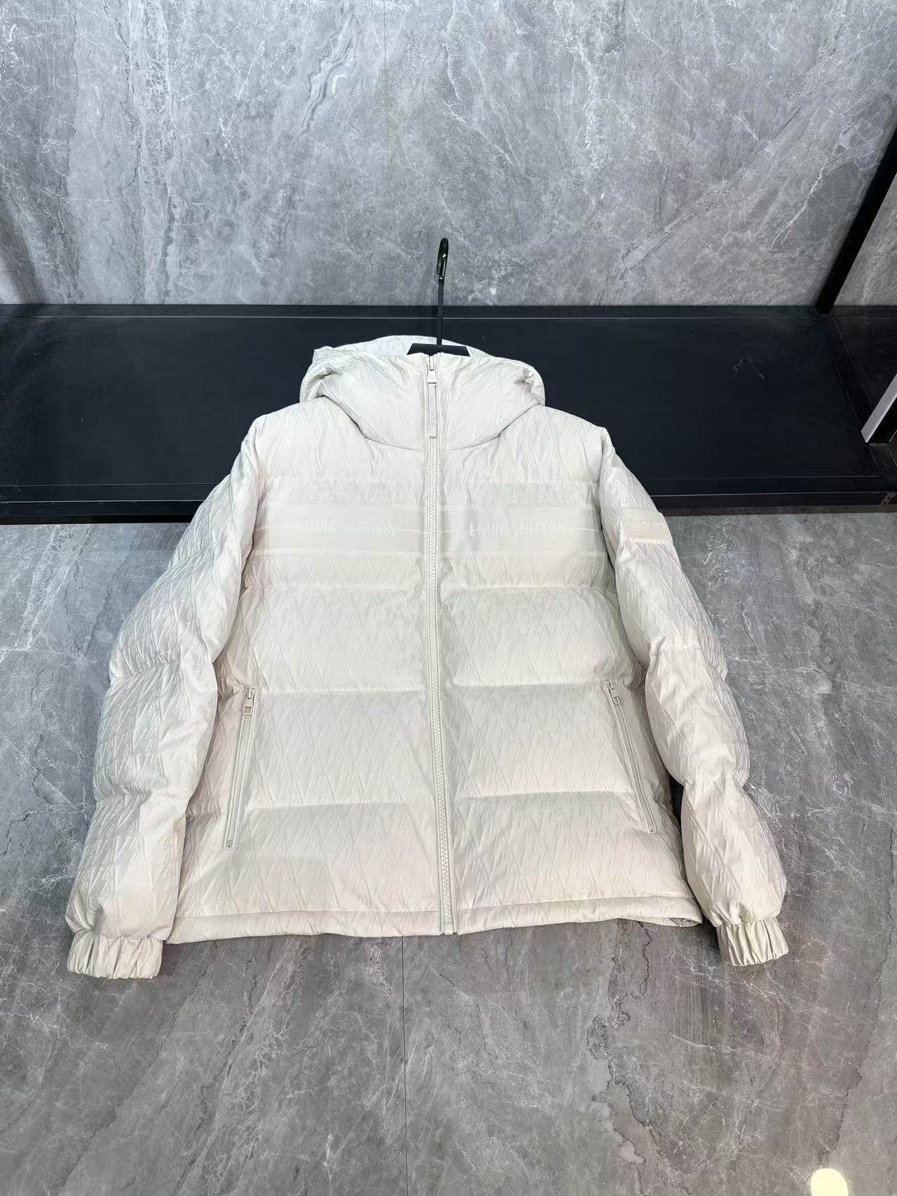 LV原廠一比一羽絨外套 白色菱格連帽設計輕盈防風夾克｜歐美奢侈品精品推薦