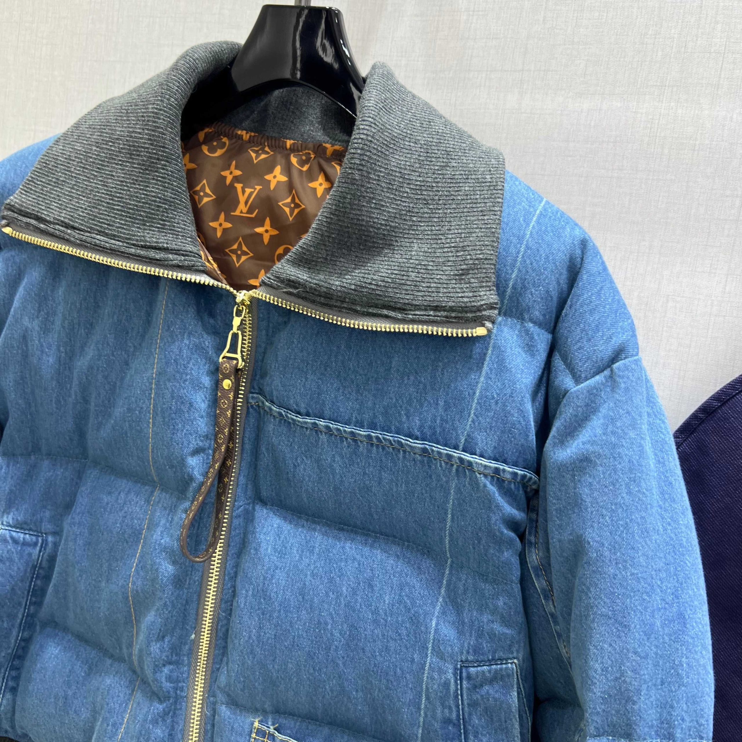 LV 高仿丹寧羽絨外套 灰領拼接設計 經典老花內裡精品保暖款｜歐美奢侈品精品推薦