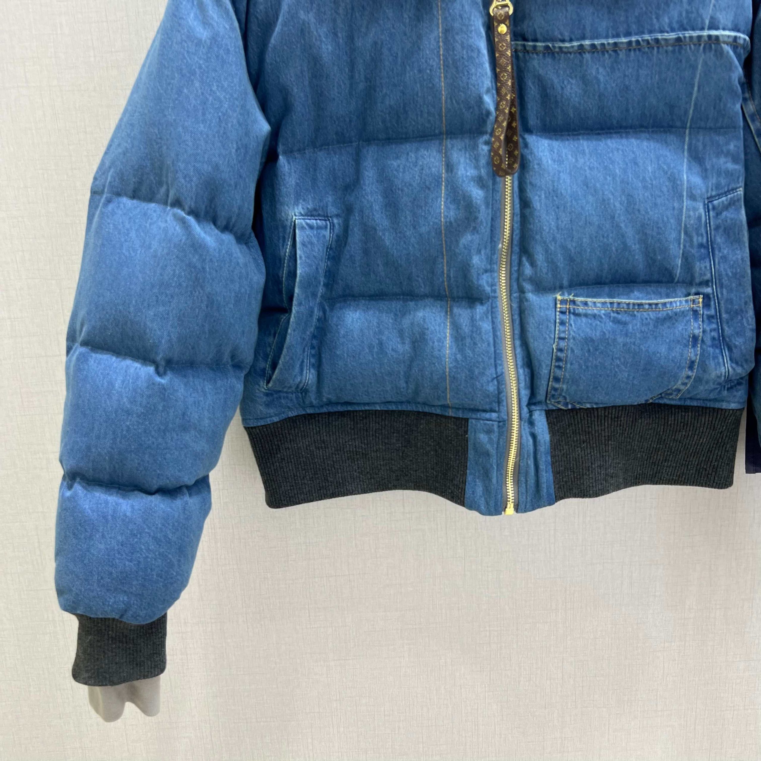 LV 高仿丹寧羽絨外套 灰領拼接設計 經典老花內裡精品保暖款｜歐美奢侈品精品推薦