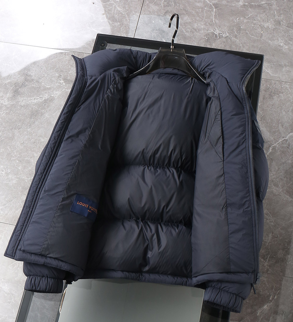 LV 高仿深藍羽絨外套 簡約連帽設計 冬季保暖精品款｜歐美奢侈品精品推薦