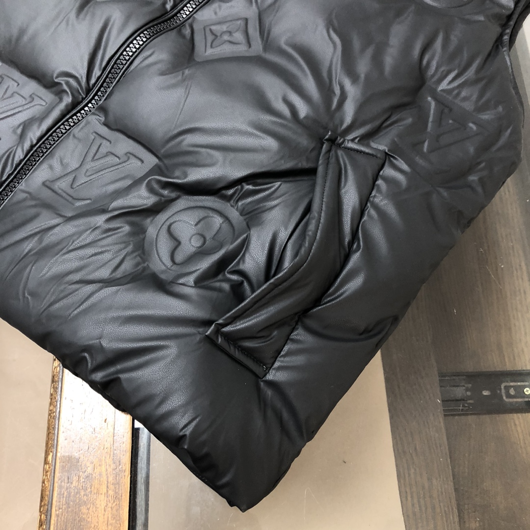 LV頂級復刻灰色立領壓花外套 秋冬男士精品外套真實還原質感滿分｜歐美奢侈品精品推薦