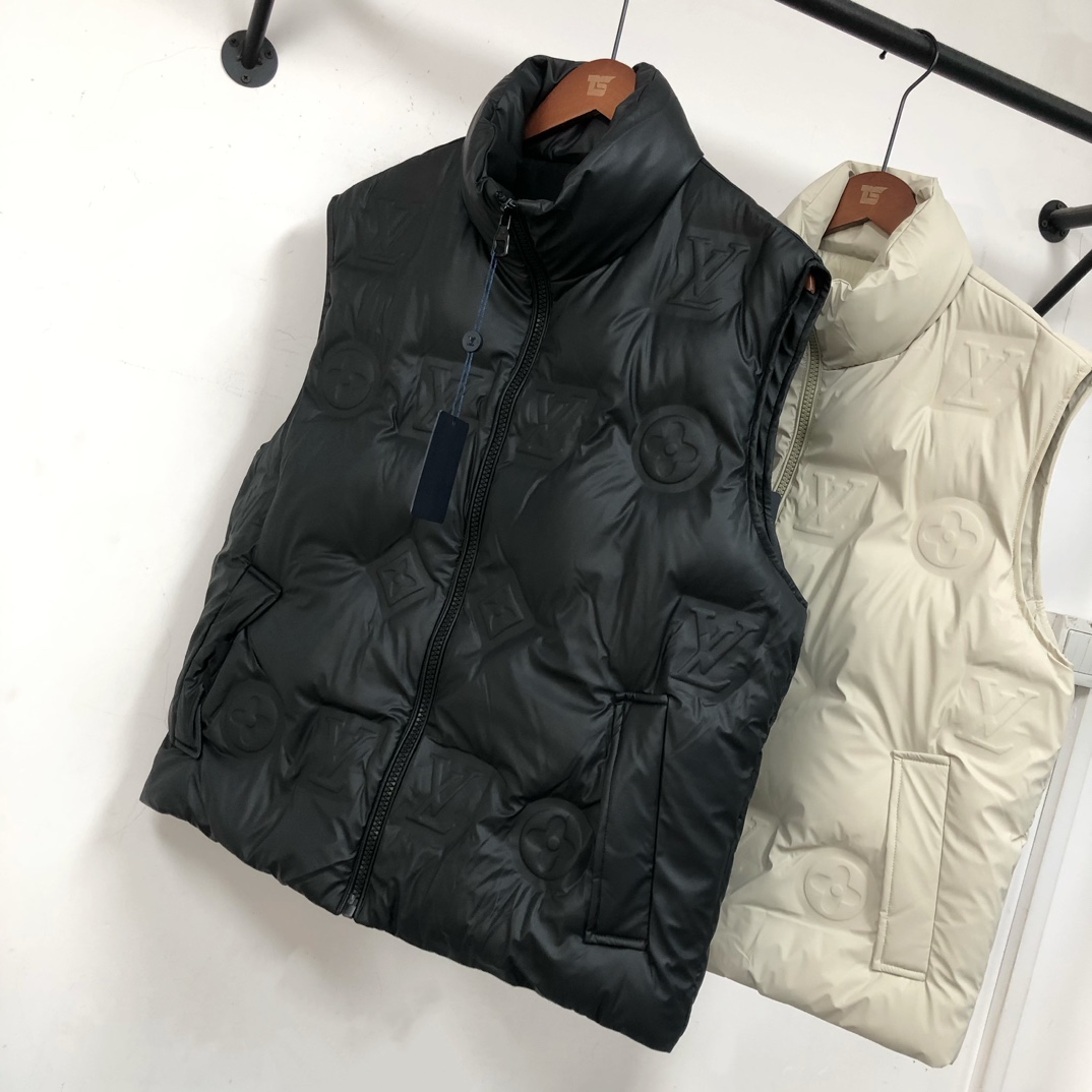 LVA貨白色羽絨背心秋冬新品 高仿精品保暖百搭款 質感對版男士外搭|超A仿原單精品圖片 14 LVA貨白色羽絨背心秋冬新品 高仿精品保暖百搭款 質感對版男士外搭|歐美奢侈品精品推薦