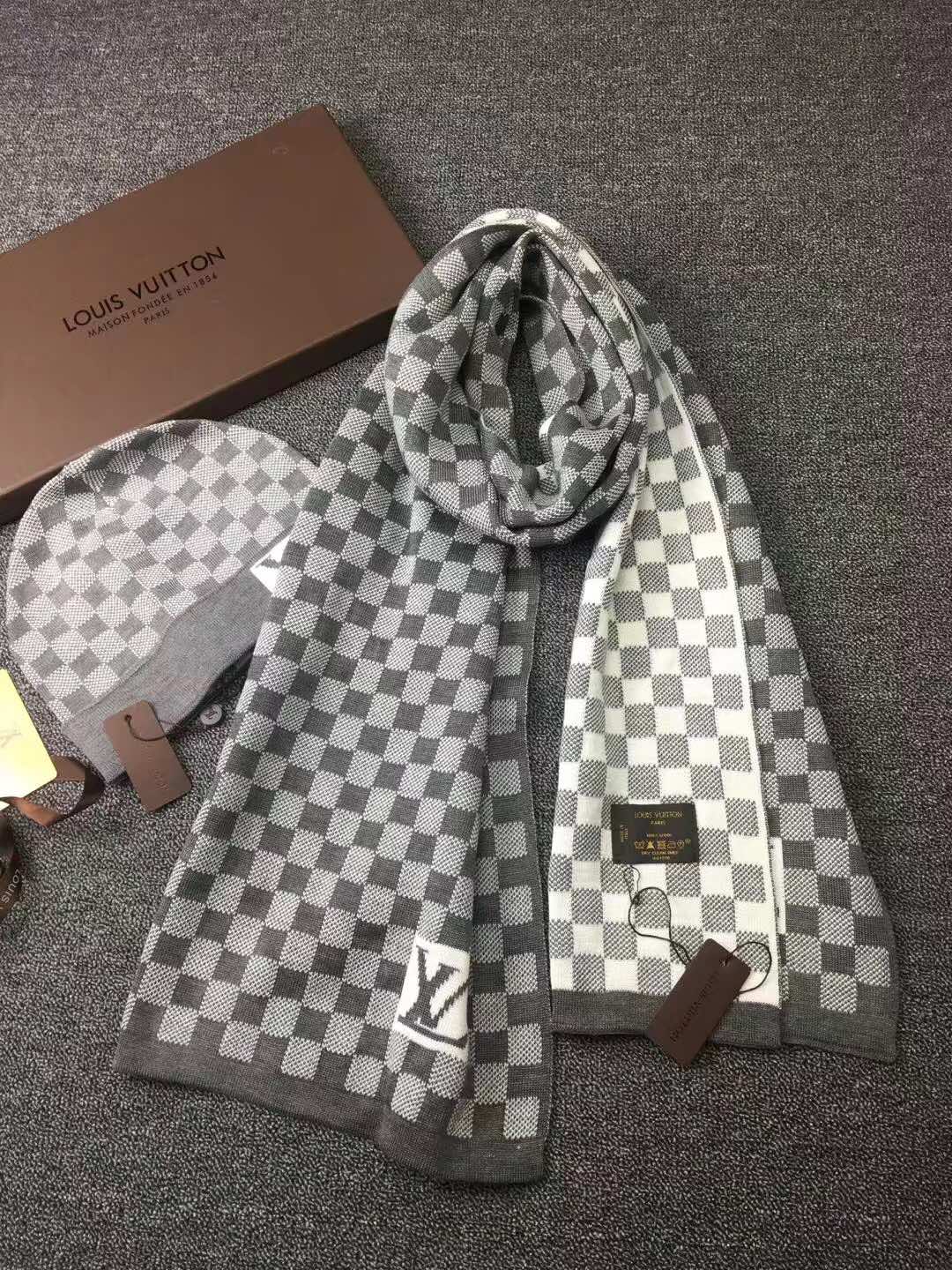 LV一比一灰色棋盤格針織帽圍巾組|超A仿原單精品圖片 11 LV一比一灰色棋盤格針織帽圍巾組|歐美奢侈品精品推薦