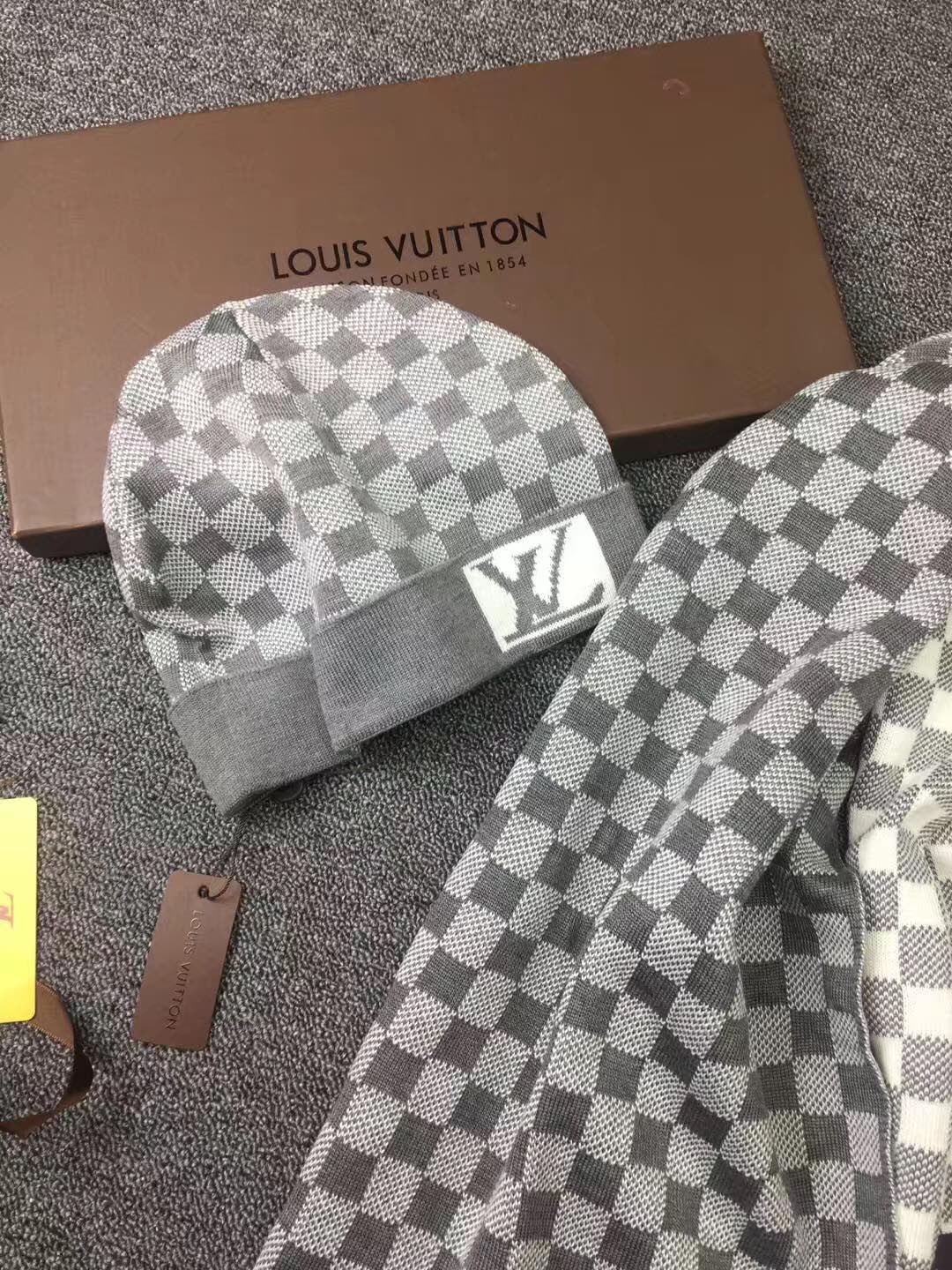 LV一比一灰色棋盤格針織帽圍巾組|超A仿原單精品圖片 10 LV一比一灰色棋盤格針織帽圍巾組|歐美奢侈品精品推薦