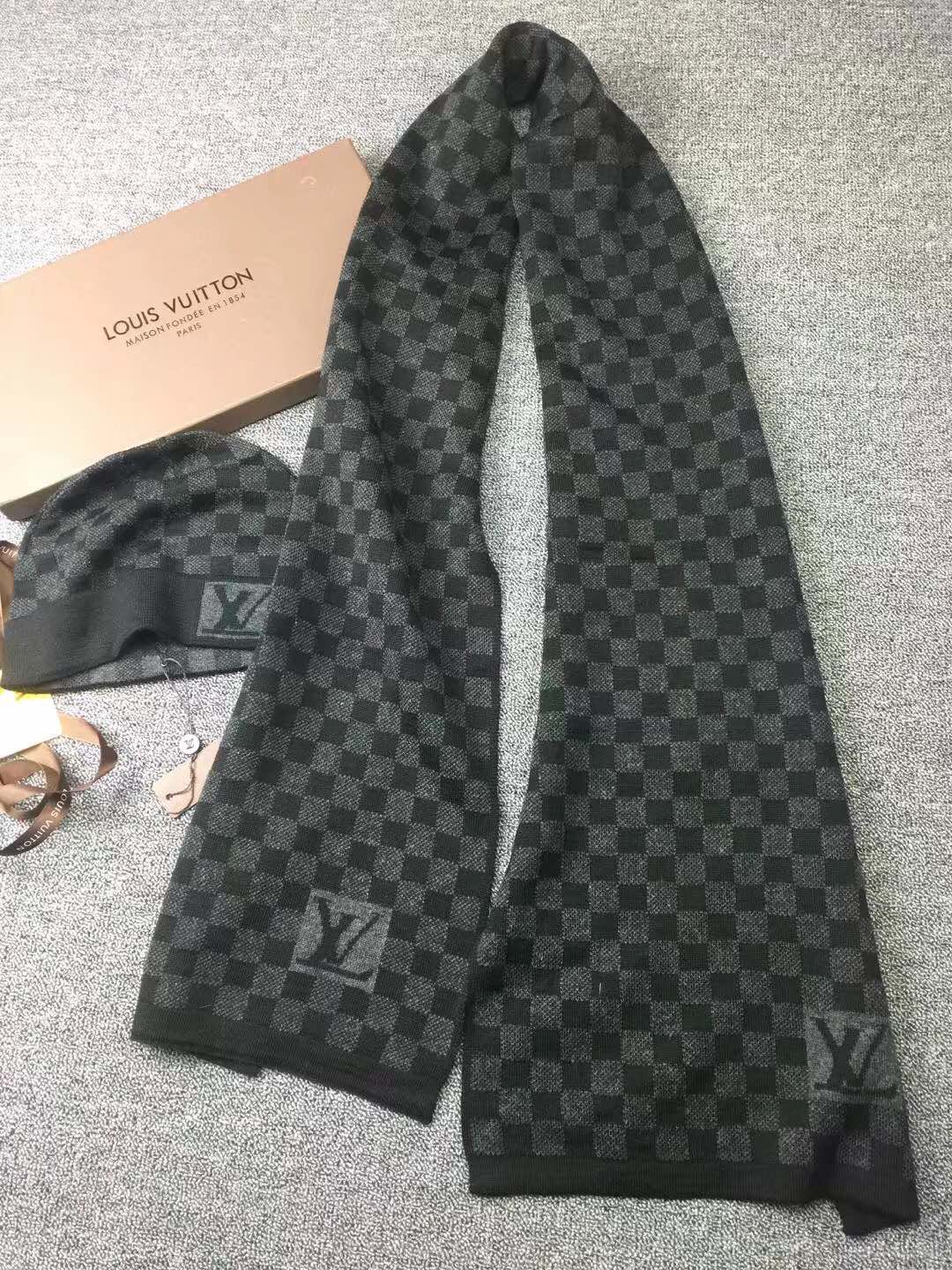 LV頂級復刻黑灰格針織帽圍巾套組|超A仿原單精品圖片 9 LV頂級復刻黑灰格針織帽圍巾套組|歐美奢侈品精品推薦