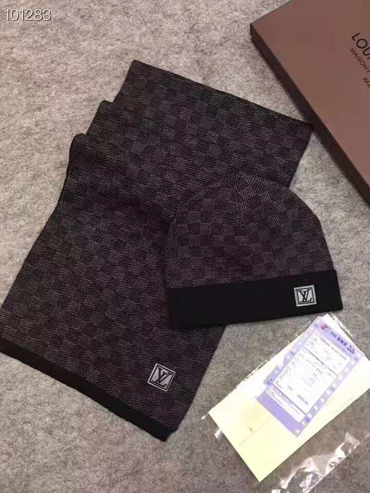 LV原廠出品深棕色針織圍巾帽組｜歐美奢侈品精品推薦