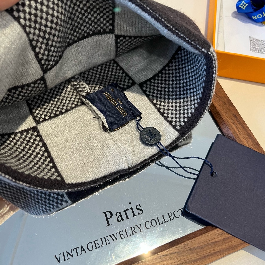 LV高端還原純黑羊毛针织帽子精品款｜歐美奢侈品精品推薦