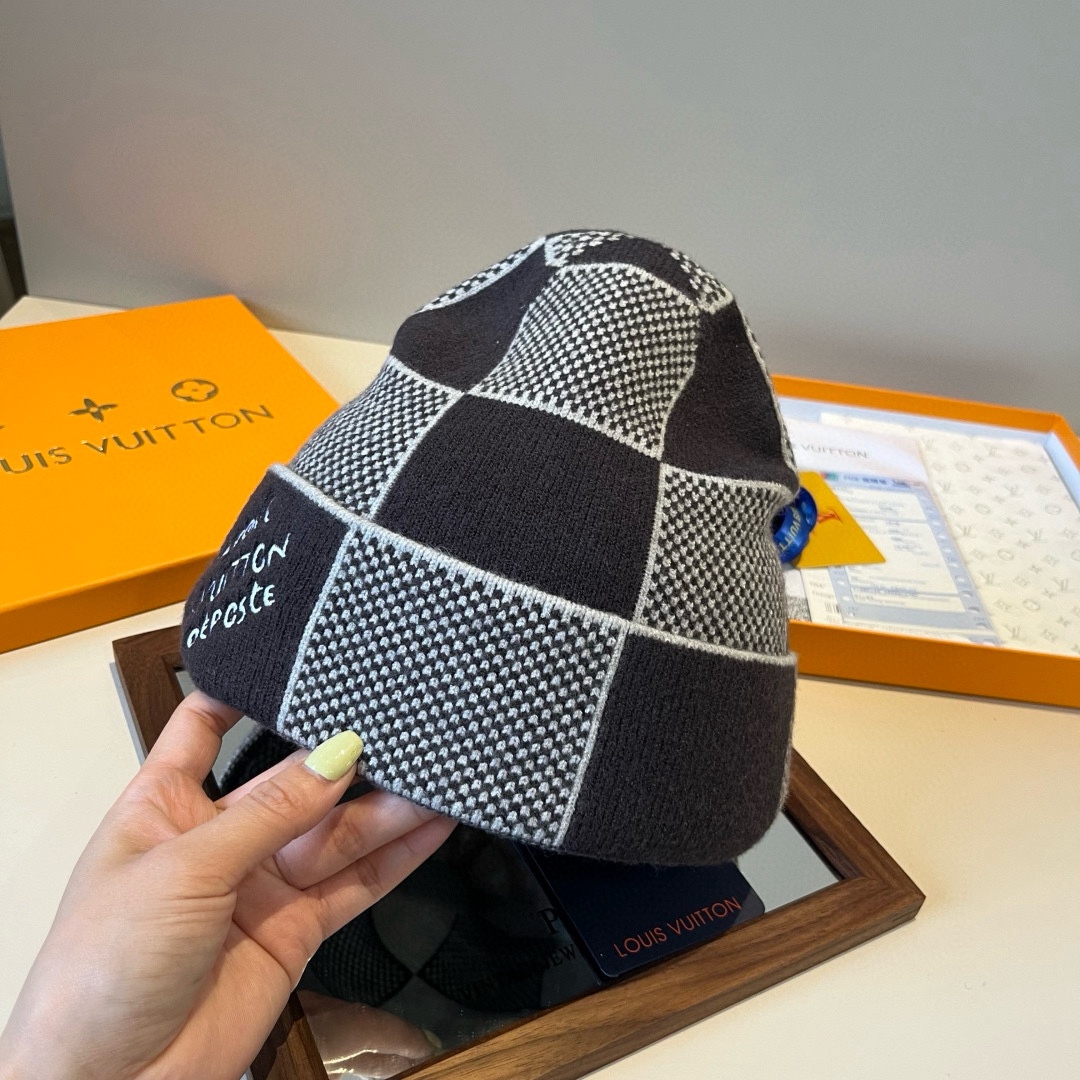 LV高端還原純黑羊毛针织帽子精品款｜歐美奢侈品精品推薦