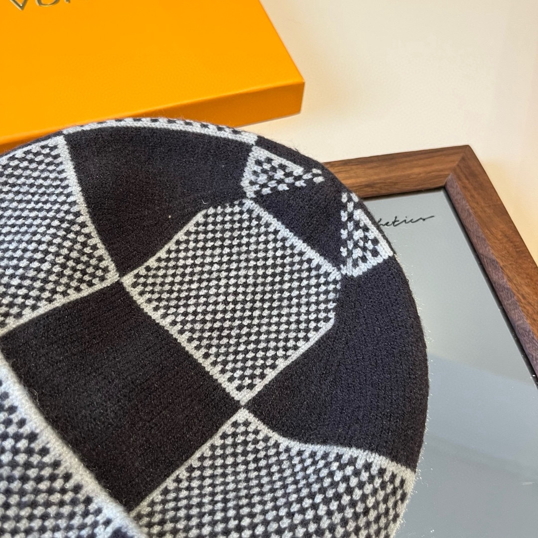 LV高端還原純黑羊毛针织帽子精品款｜歐美奢侈品精品推薦