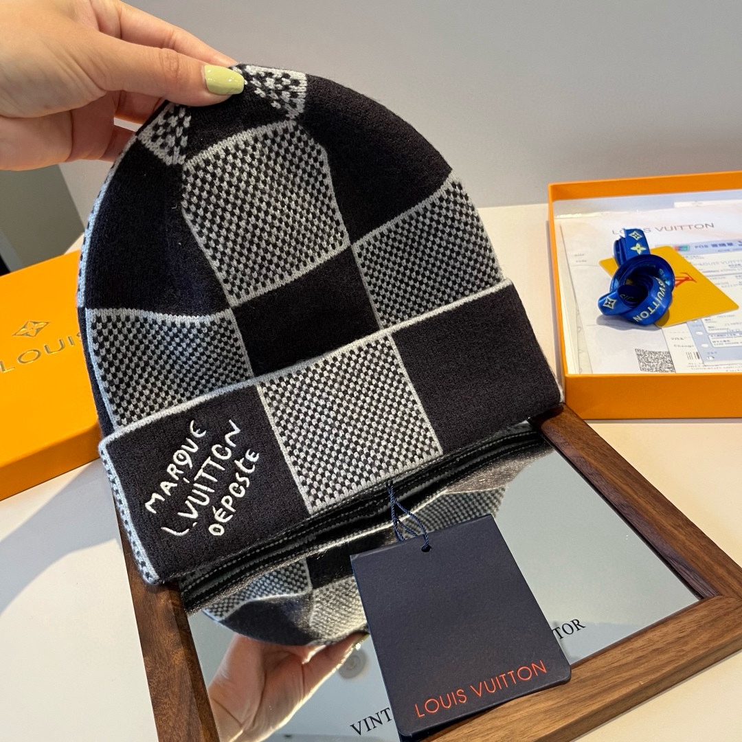 LV頂級工藝黑白格針織帽秋冬新品｜歐美奢侈品精品推薦