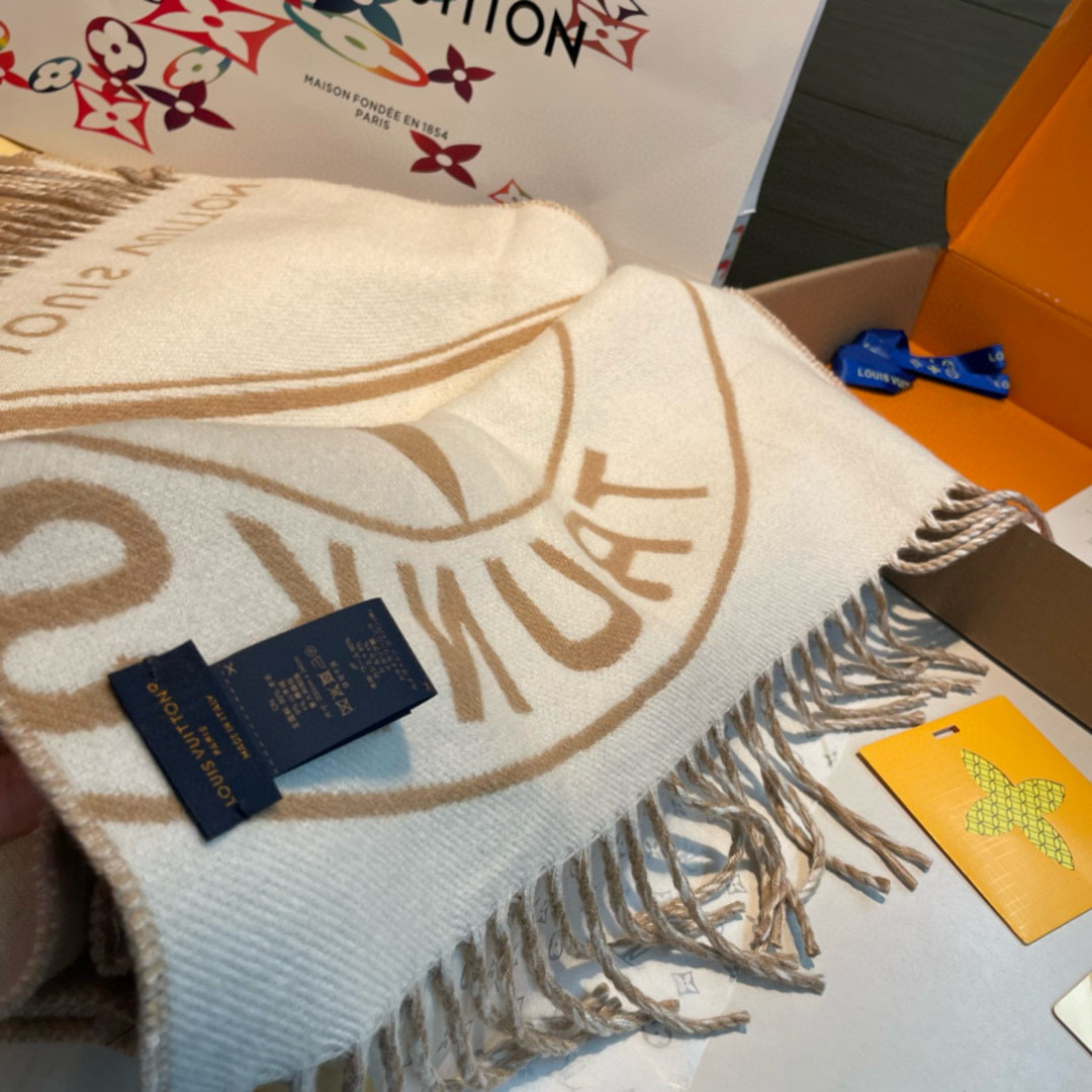 LV一比一米白拼焦糖流蘇圍巾柔和質感款｜歐美奢侈品精品推薦