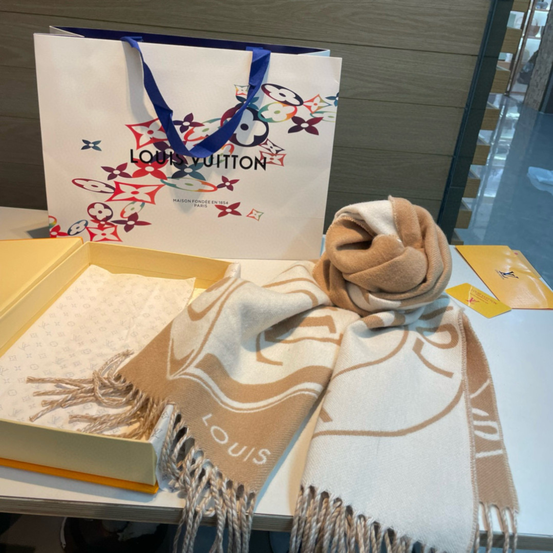 LV一比一米白拼焦糖流蘇圍巾柔和質感款｜歐美奢侈品精品推薦