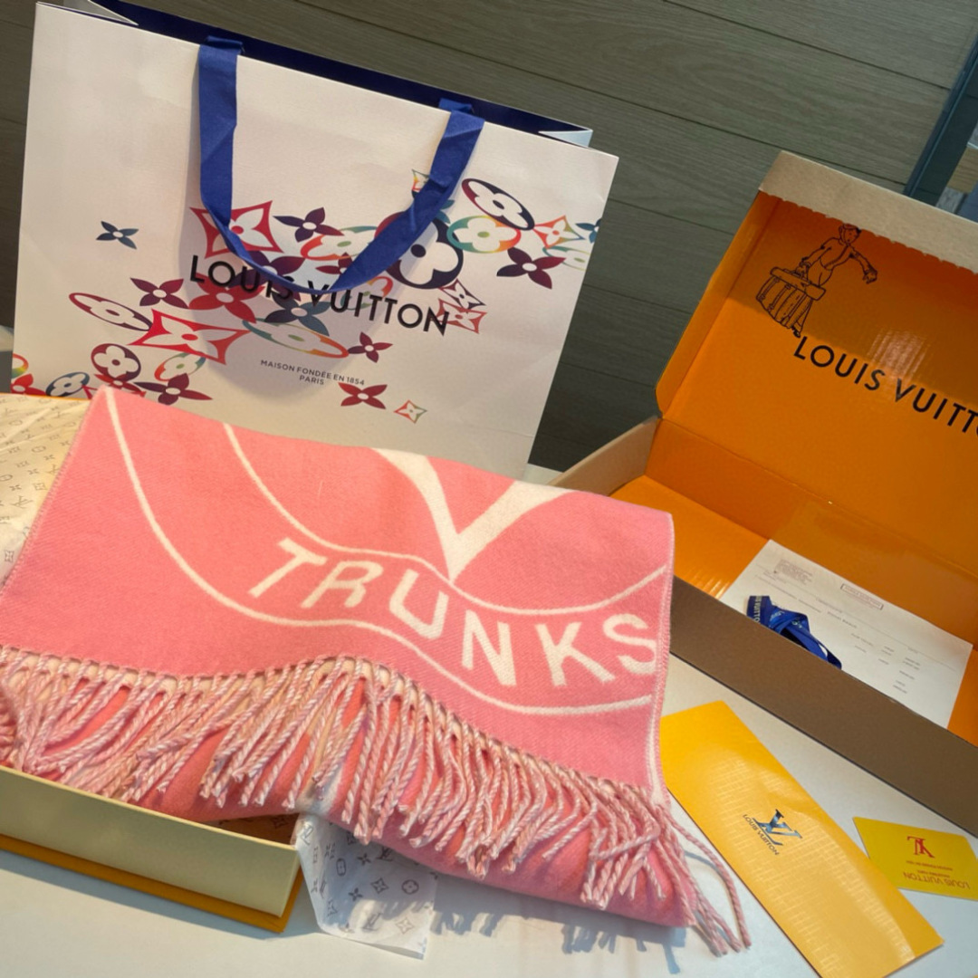 LV原單粉色Logo流蘇圍巾柔美氣質女款｜歐美奢侈品精品推薦