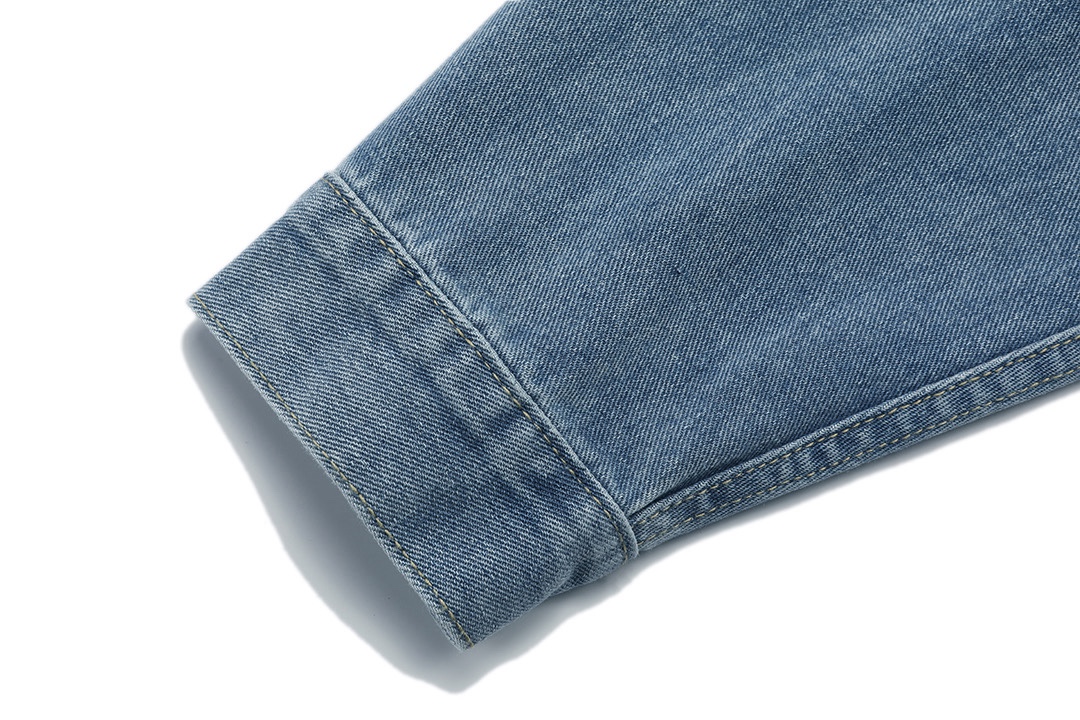 LV高仿水洗丹寧外套 經典老花破壞刺繡設計｜歐美奢侈品精品推薦